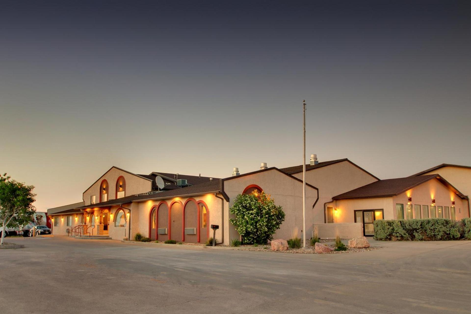 Best Western West Hills Inn — hotel in Chadron