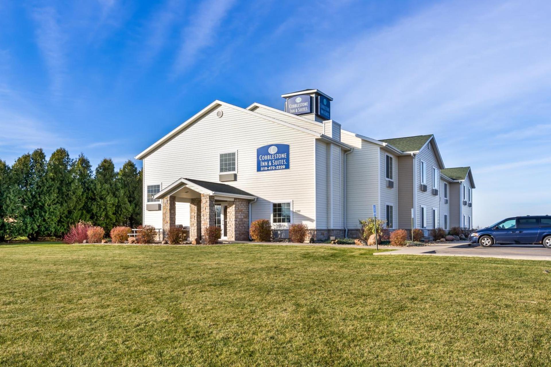 Cobblestone Inn & Suites - Vinton, IA photo 1