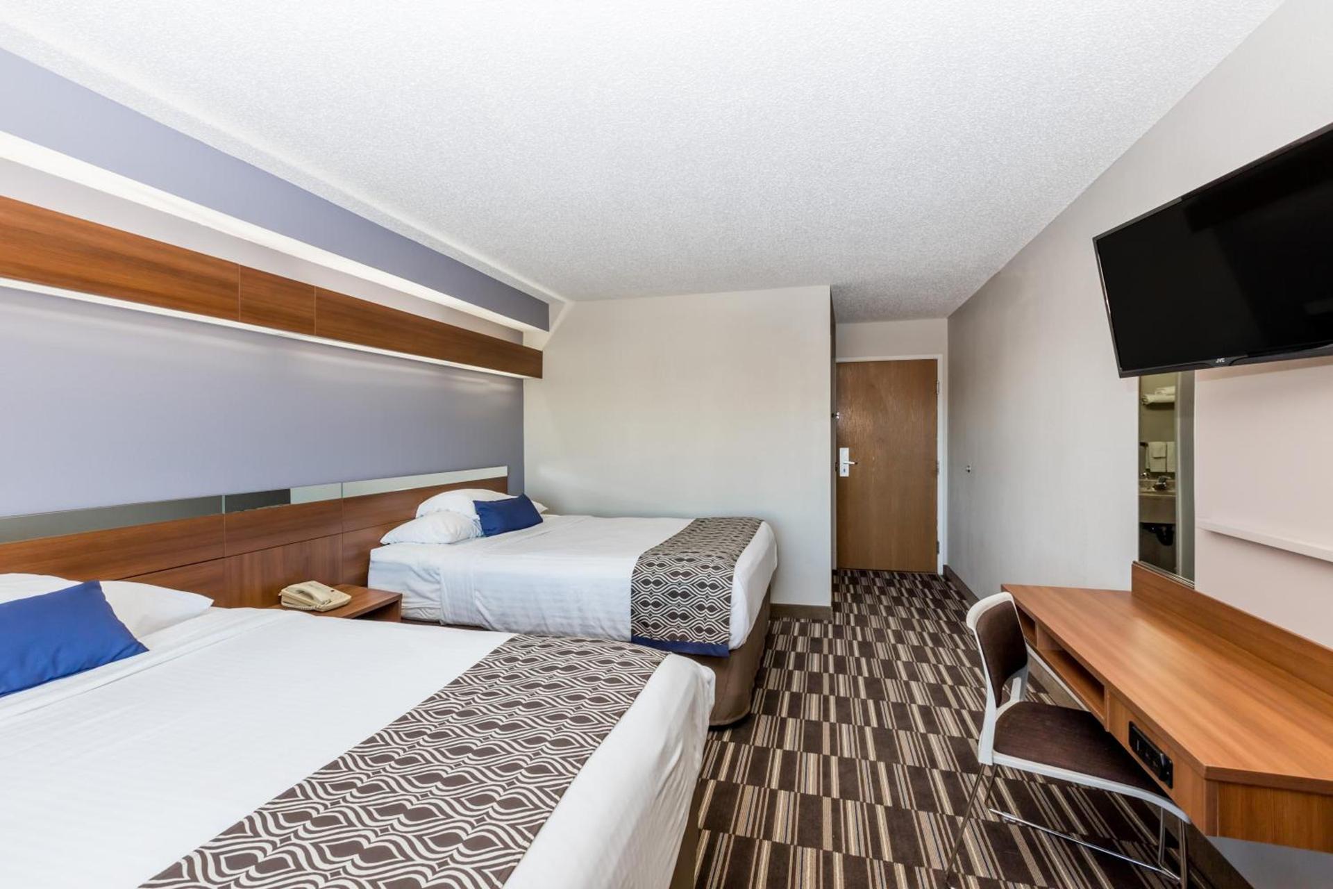 Microtel Inn & Suites by Wyndham Sioux Falls photo 15