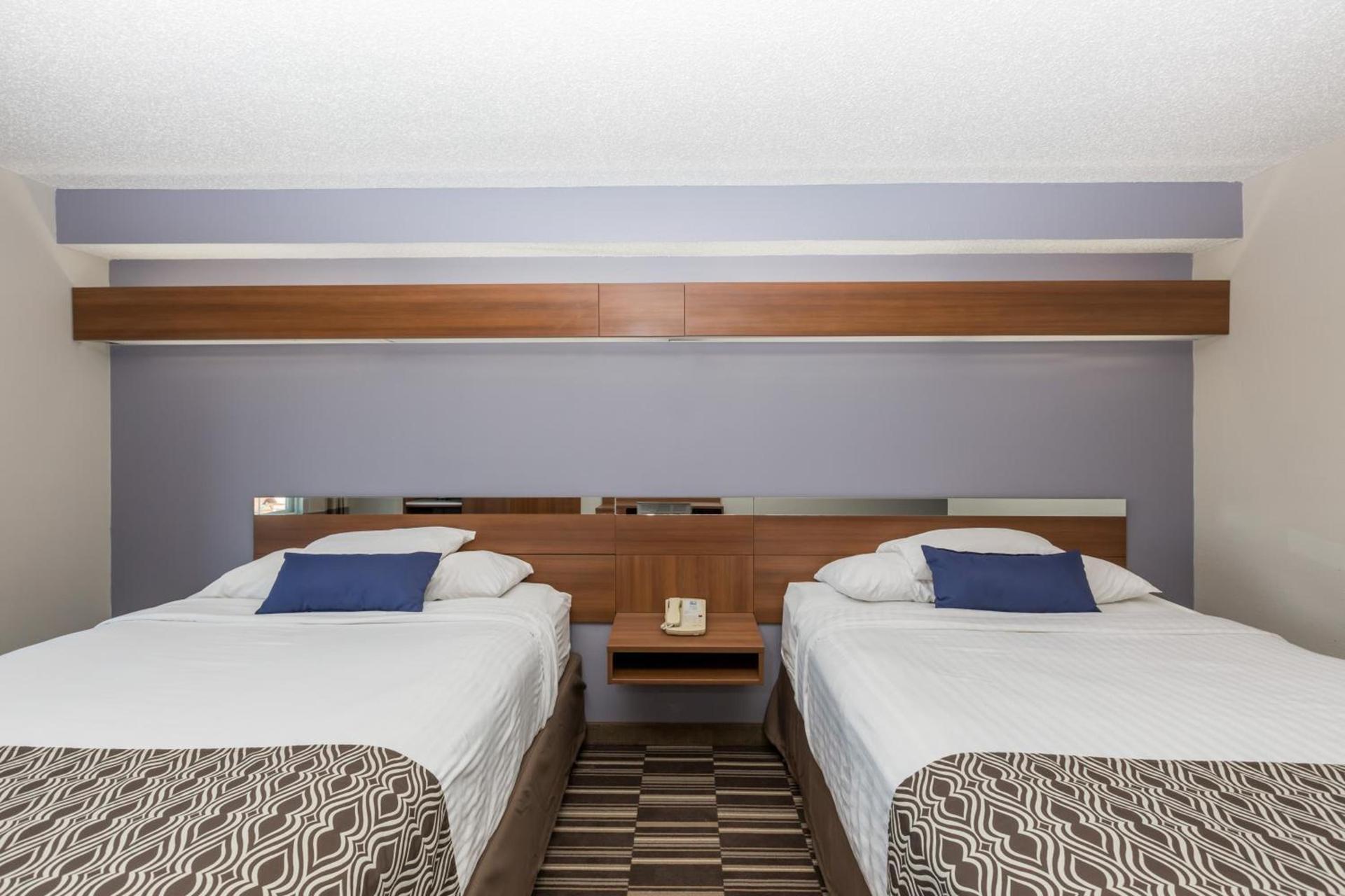 Microtel Inn & Suites by Wyndham Sioux Falls photo 14