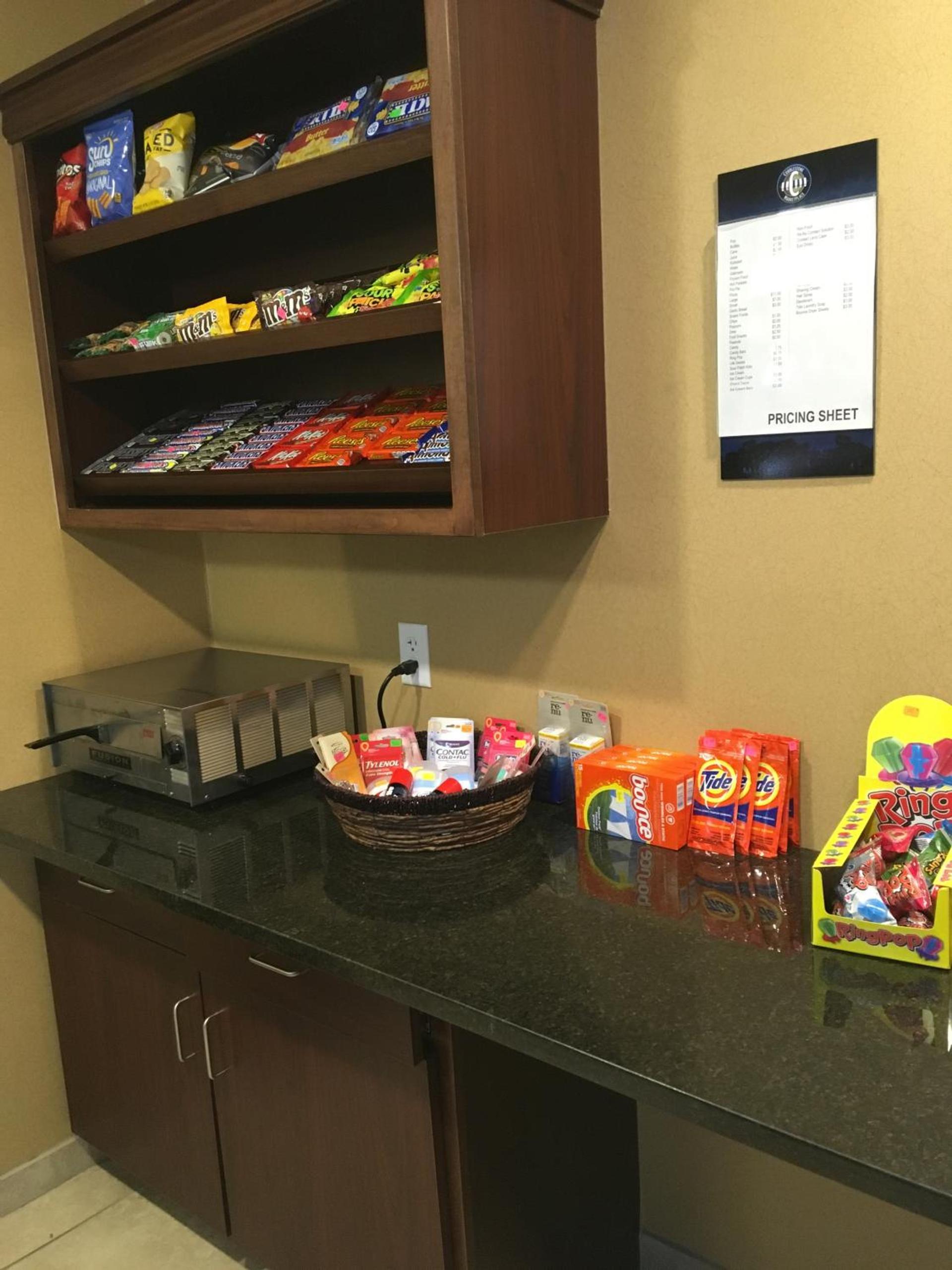 Cobblestone Inn & Suites Steele photo 17