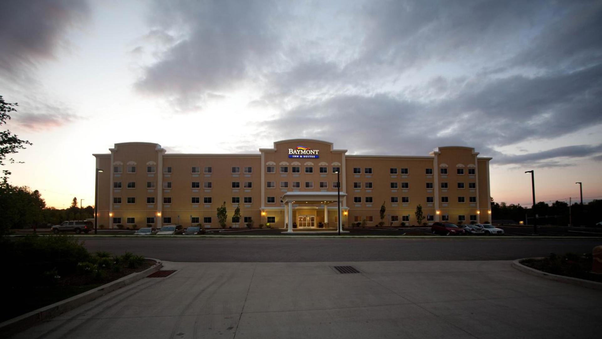 Baymont by Wyndham Erie photo 3