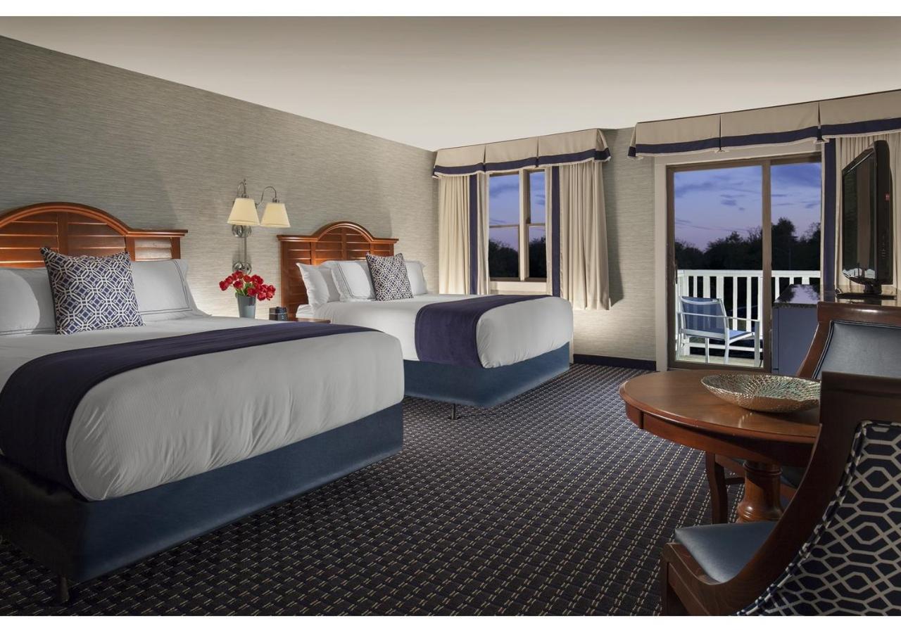 Hyannis Harbor Hotel photo 25