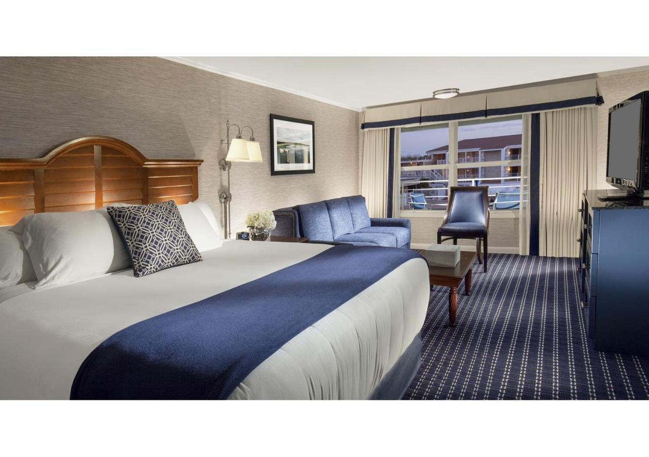 Hyannis Harbor Hotel photo 28
