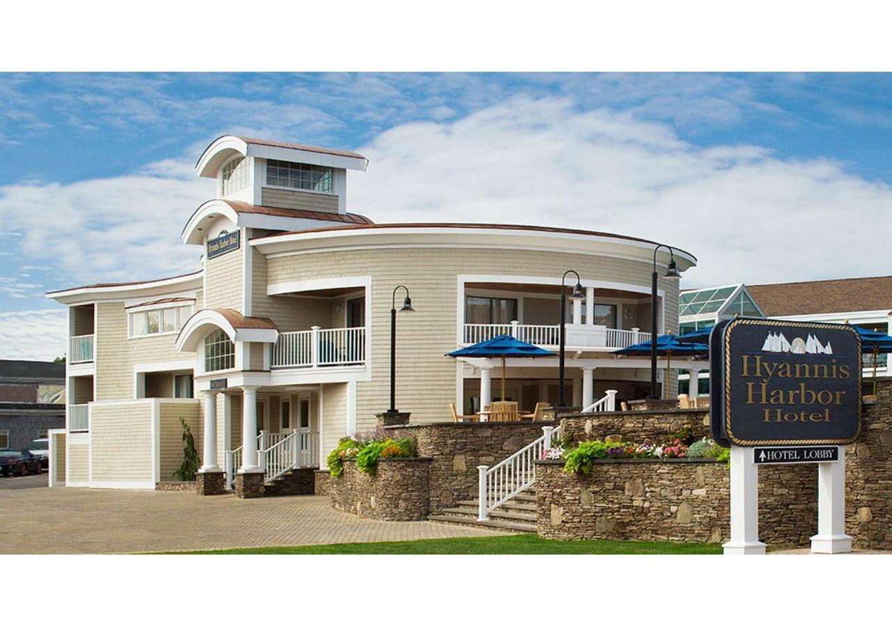 Hyannis Harbor Hotel photo 2