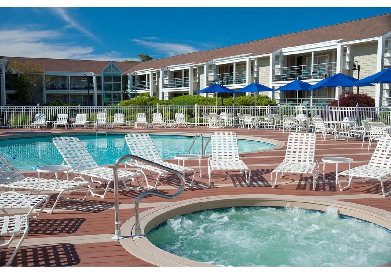 Hyannis Harbor Hotel photo 10