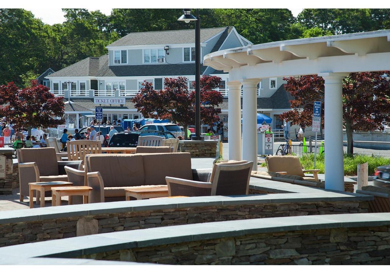 Hyannis Harbor Hotel photo 12