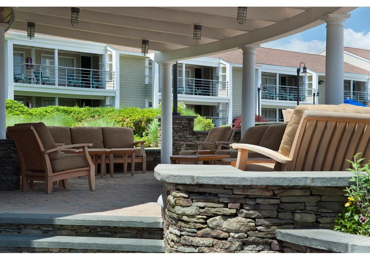 Hyannis Harbor Hotel photo 20