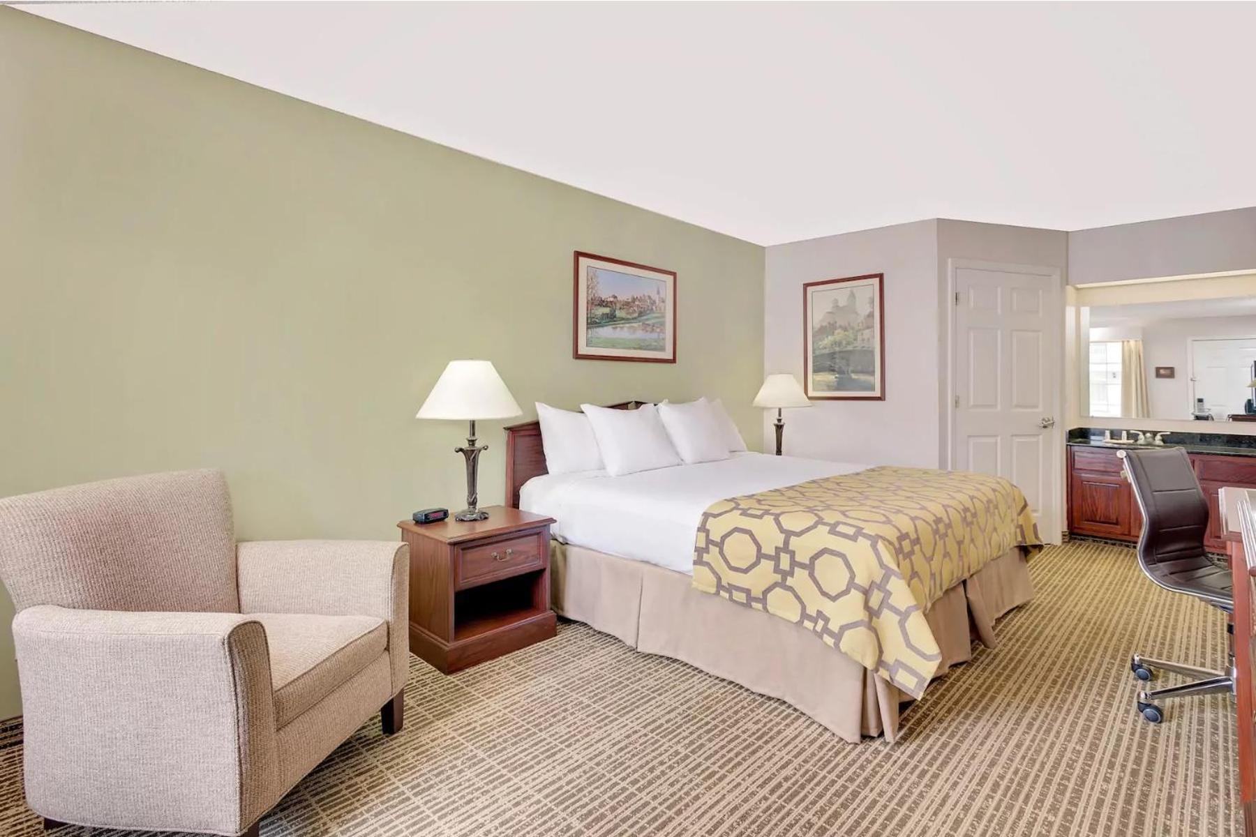 Baymont by Wyndham Cleveland photo 10