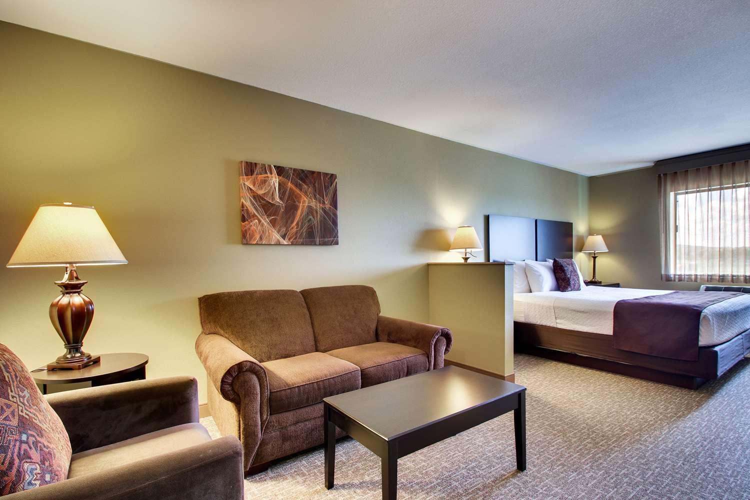 Best Western West Hills Inn photo 16