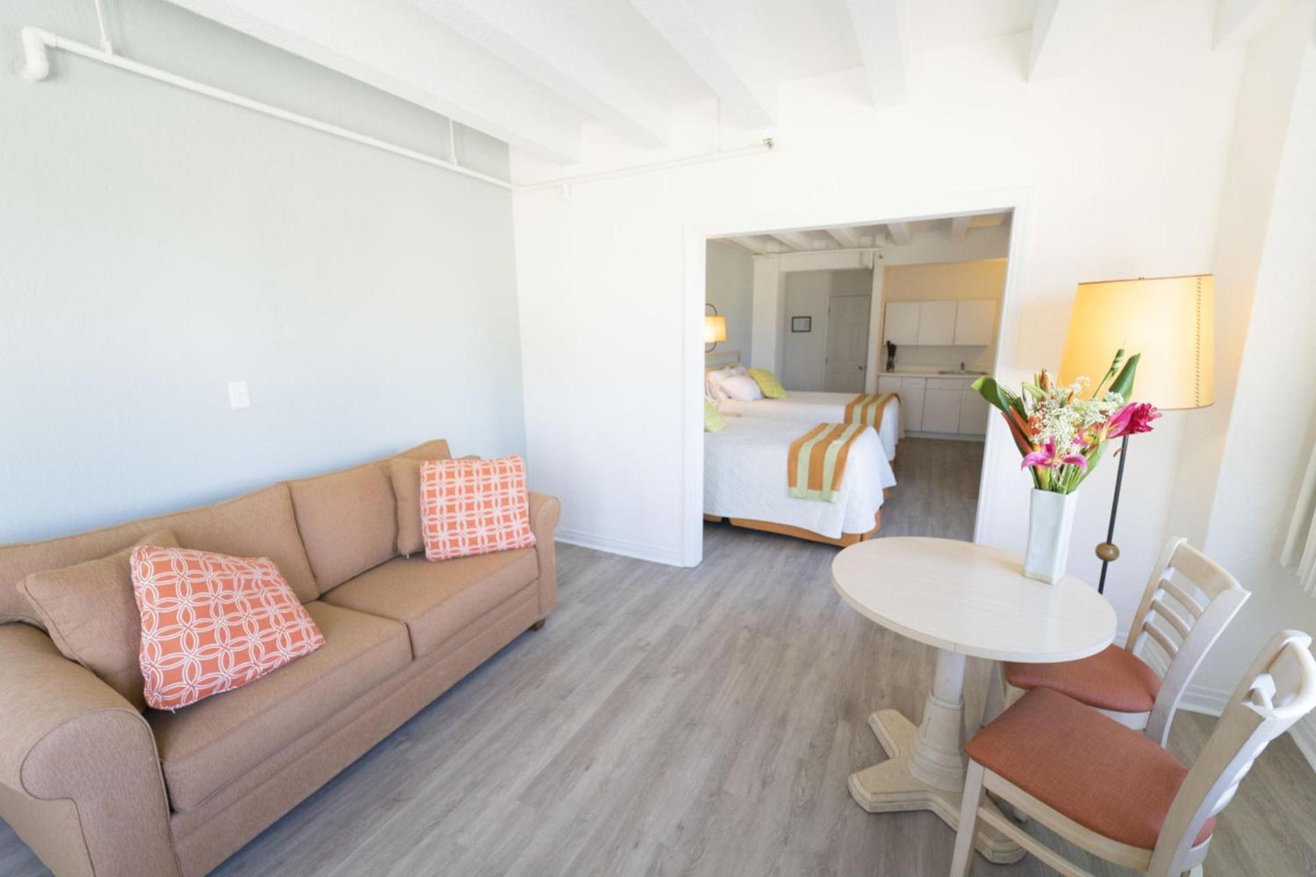 Broadmore Miami Beach photo 29