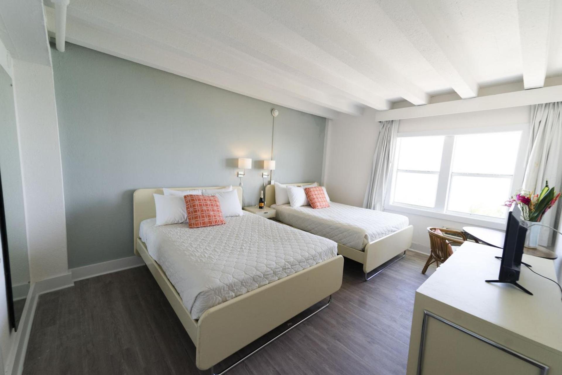 Broadmore Miami Beach photo 26