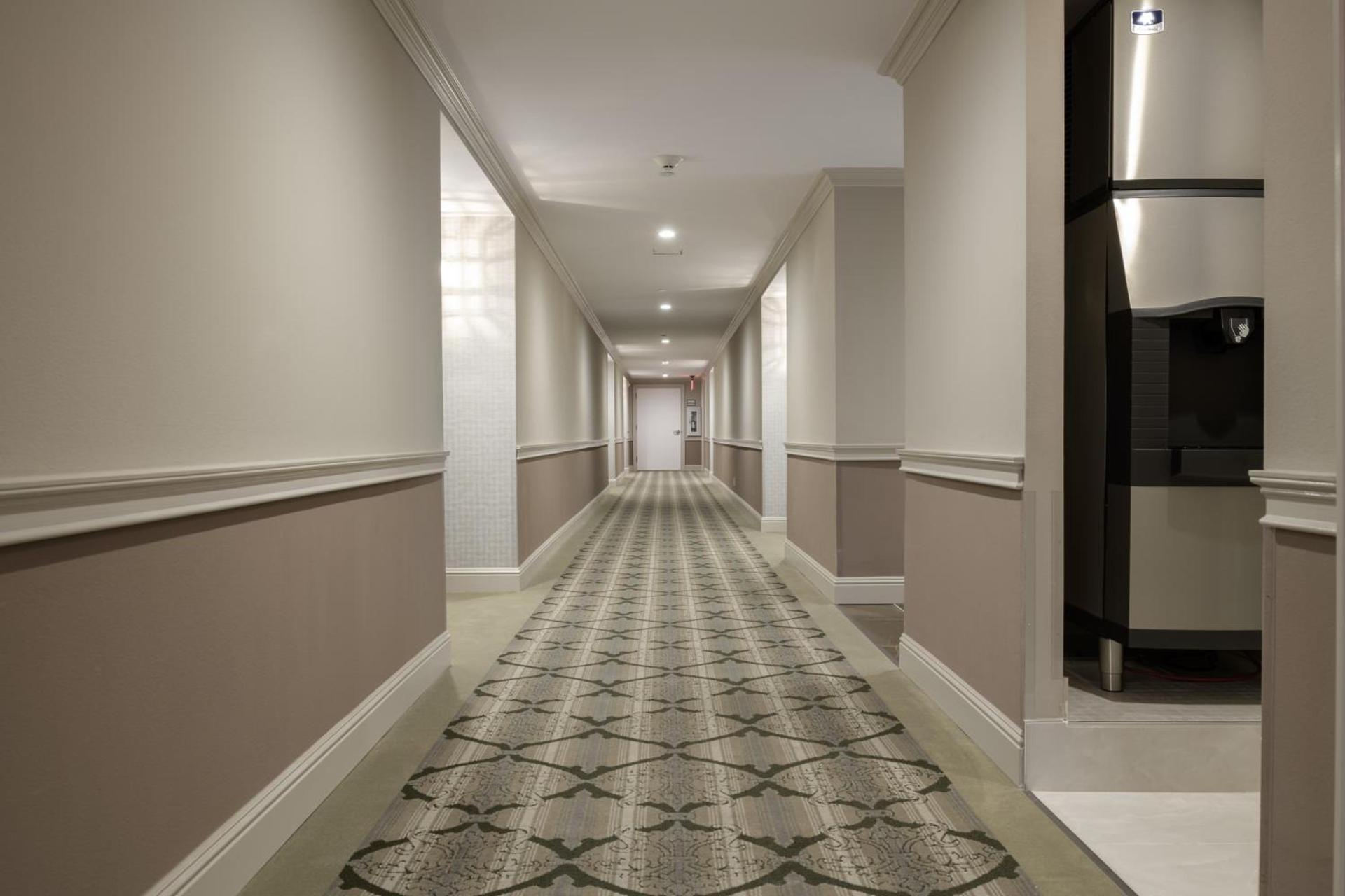 Woodcrest Hotel Cupertino photo 13