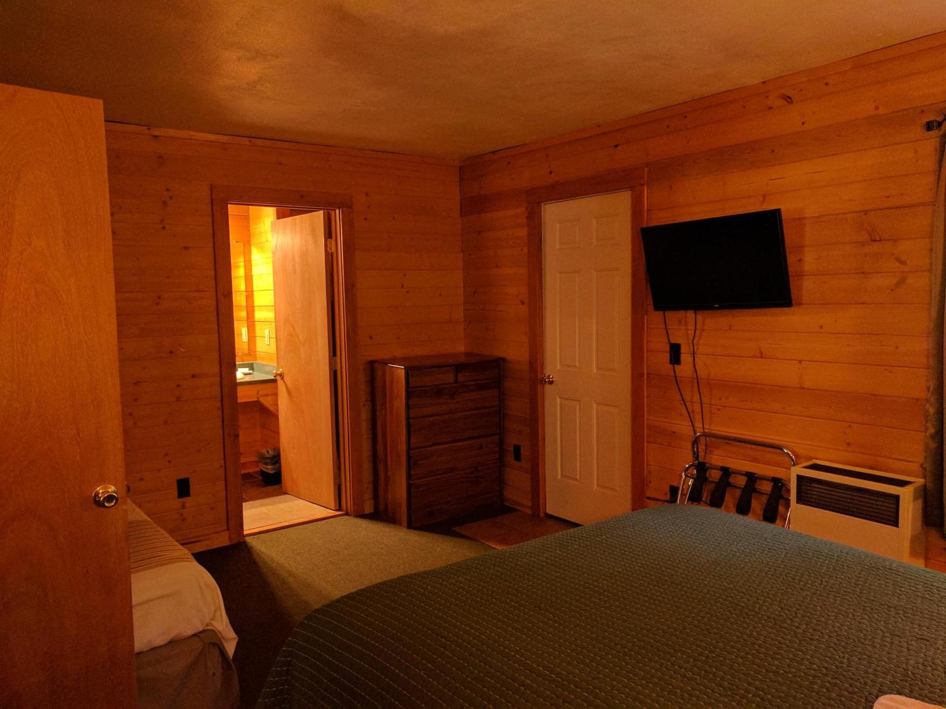Emerald Forest Cabins photo 45