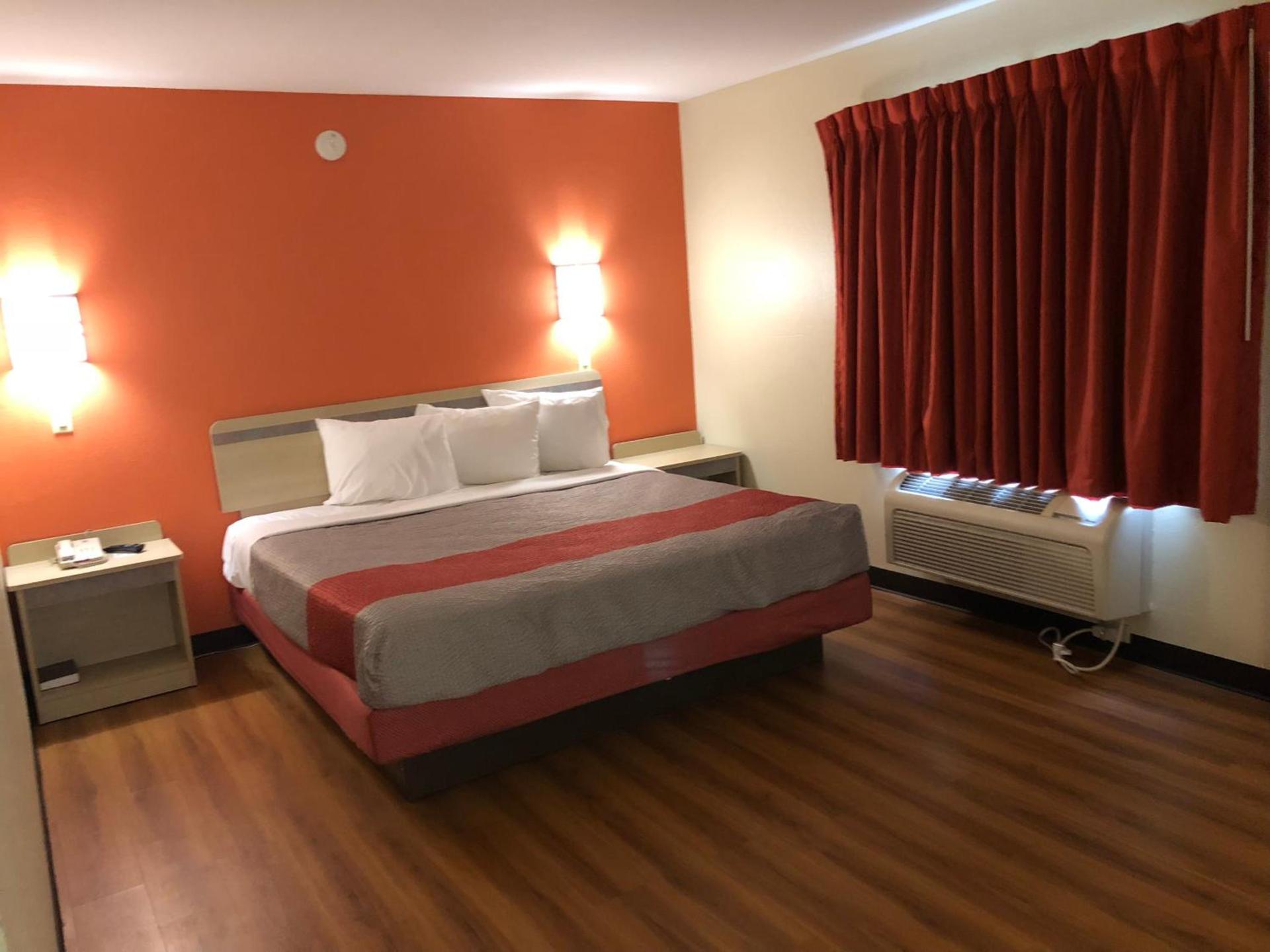 Motel 6-Urbana, IL photo 32