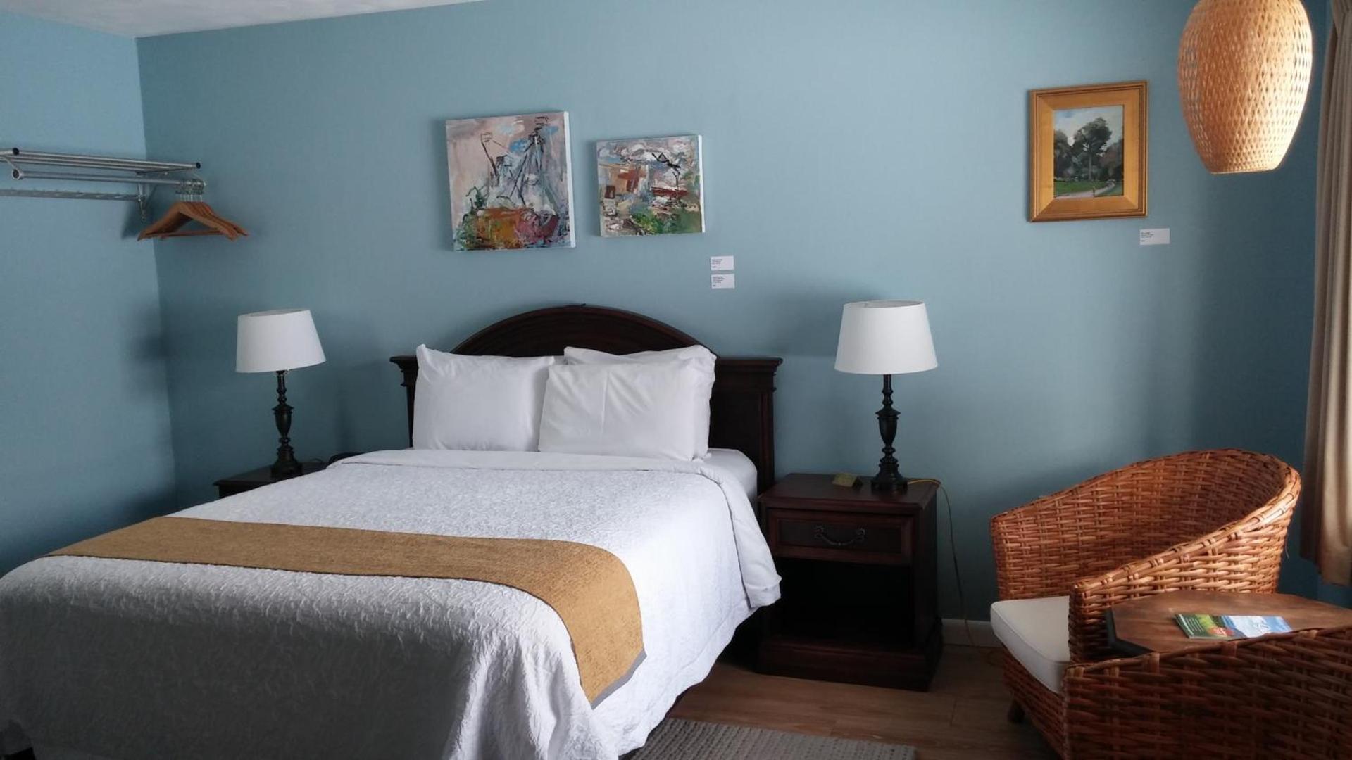 Harwood Hill Motel photo 35