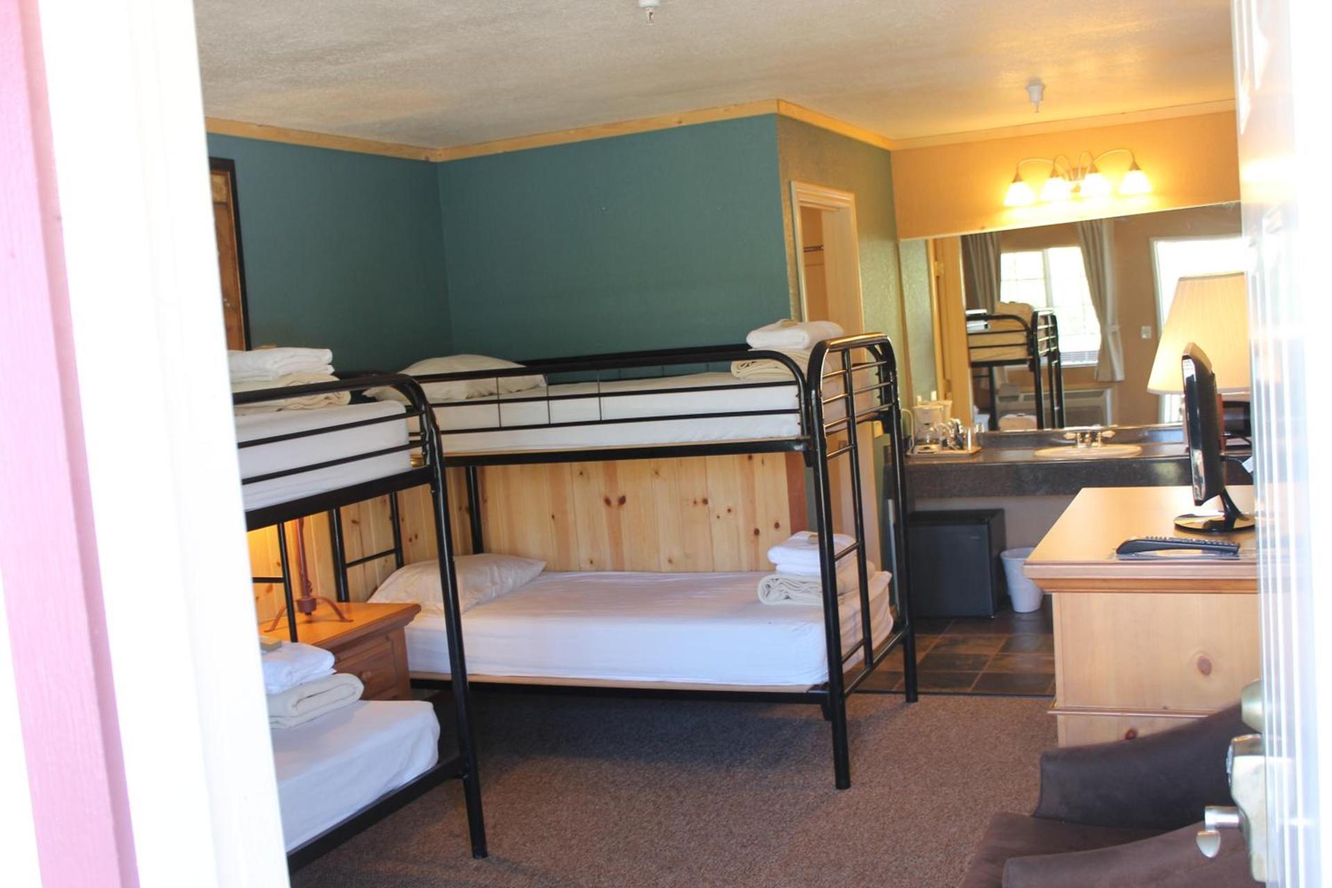 Whitney Portal Hotel And Hostel photo 29