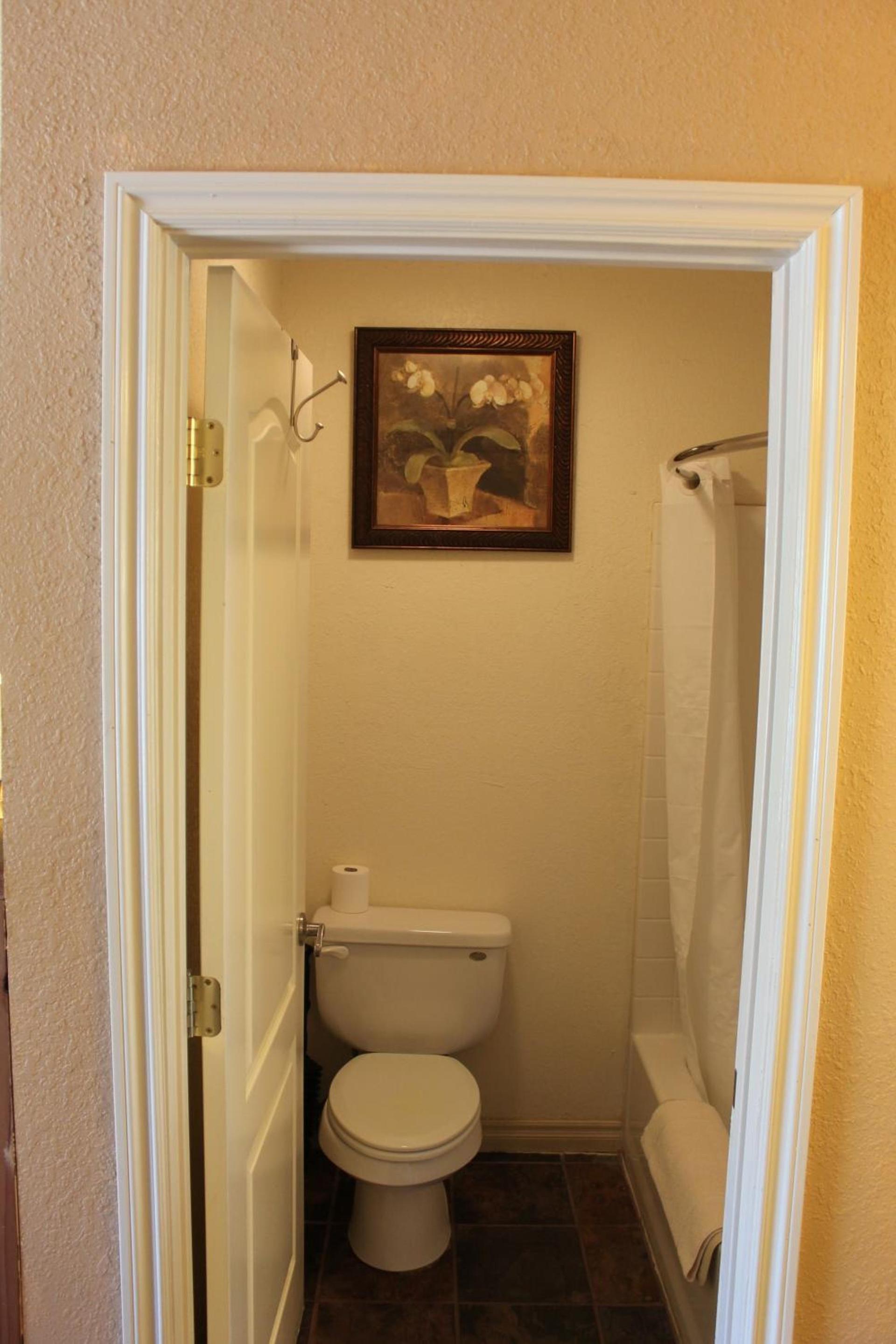Whitney Portal Hotel And Hostel photo 23