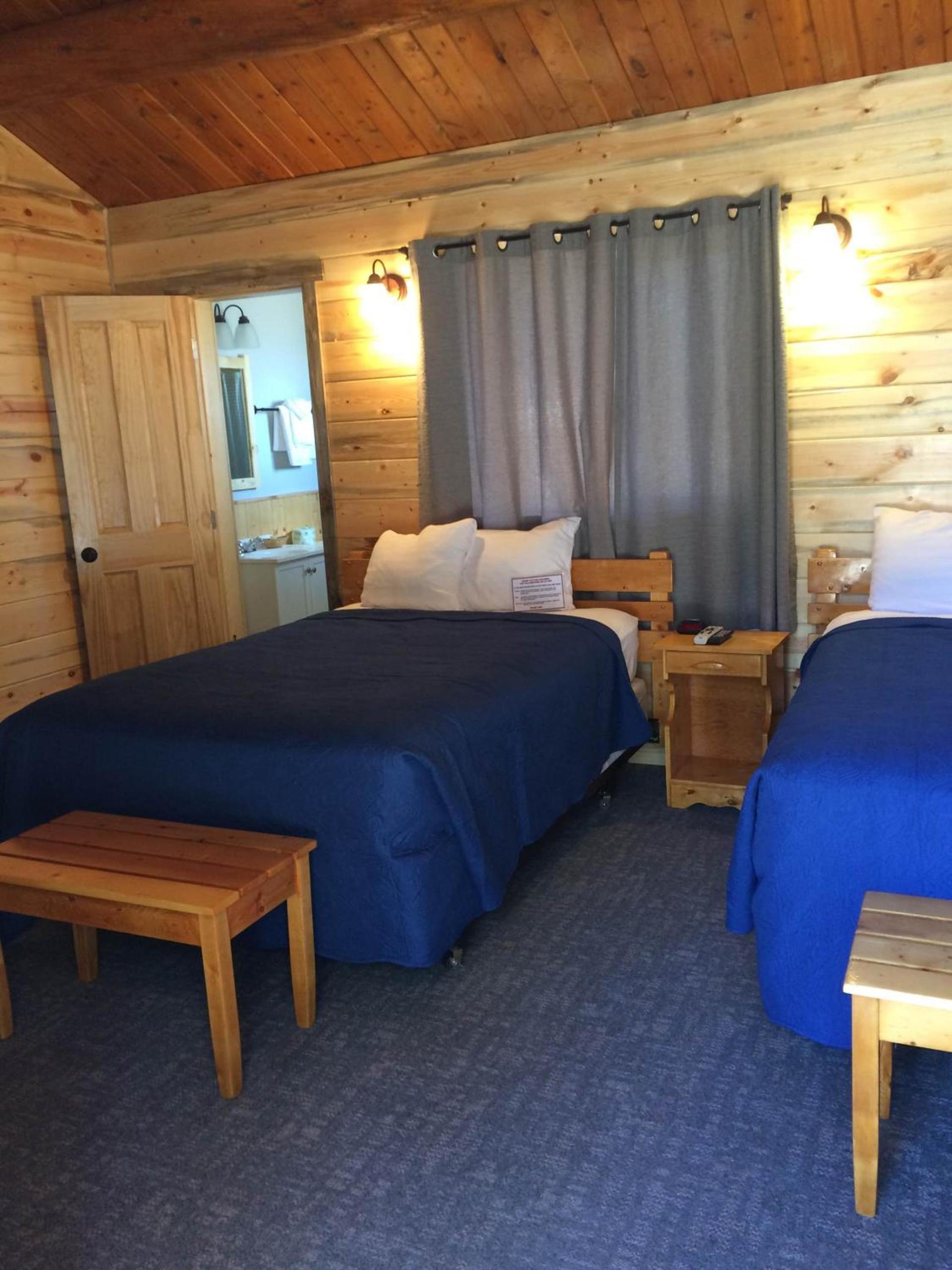 Yellowstone Valley Inn photo 56