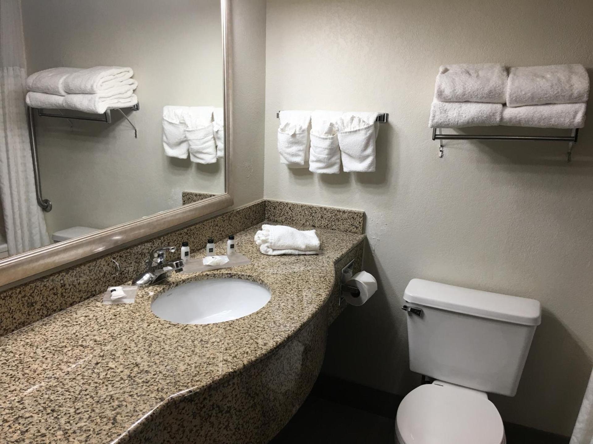 Spark by Hilton Alpharetta Roswell photo 54
