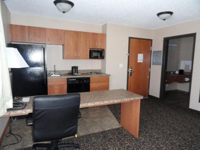 Canby Inn and Suites photo 19