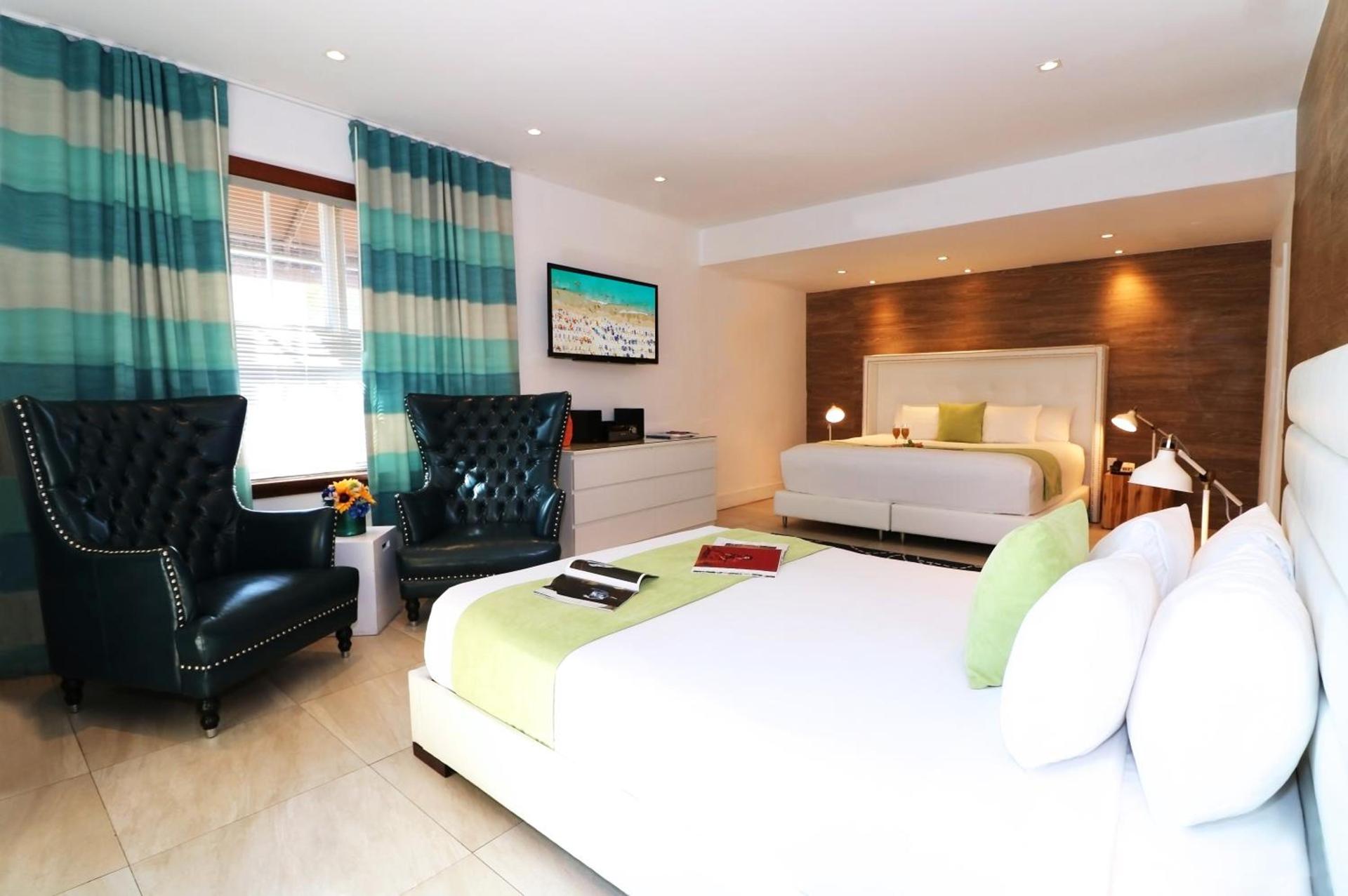 Chesterfield Hotel & Suites photo 36