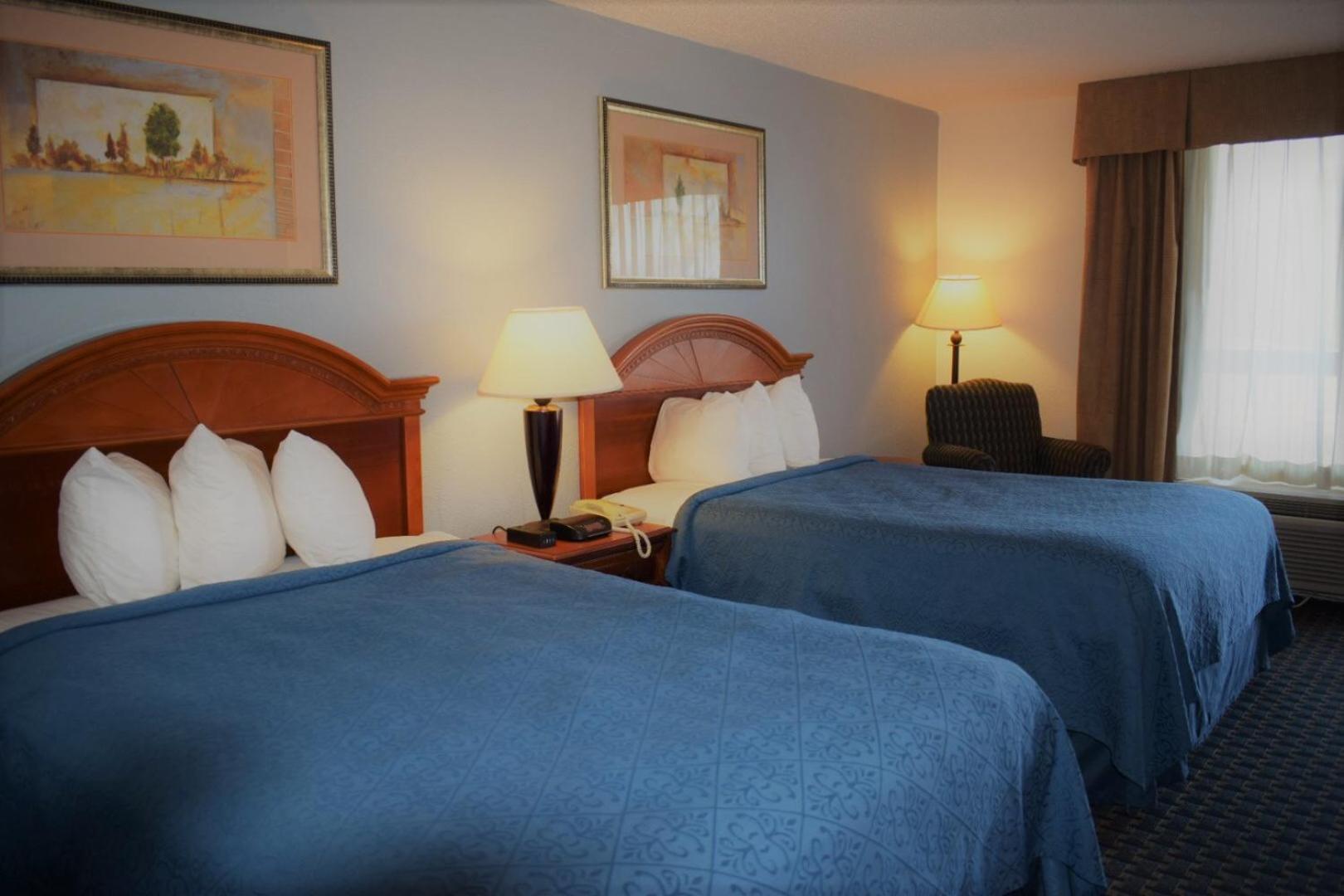 Texas Inn & Suites photo 4