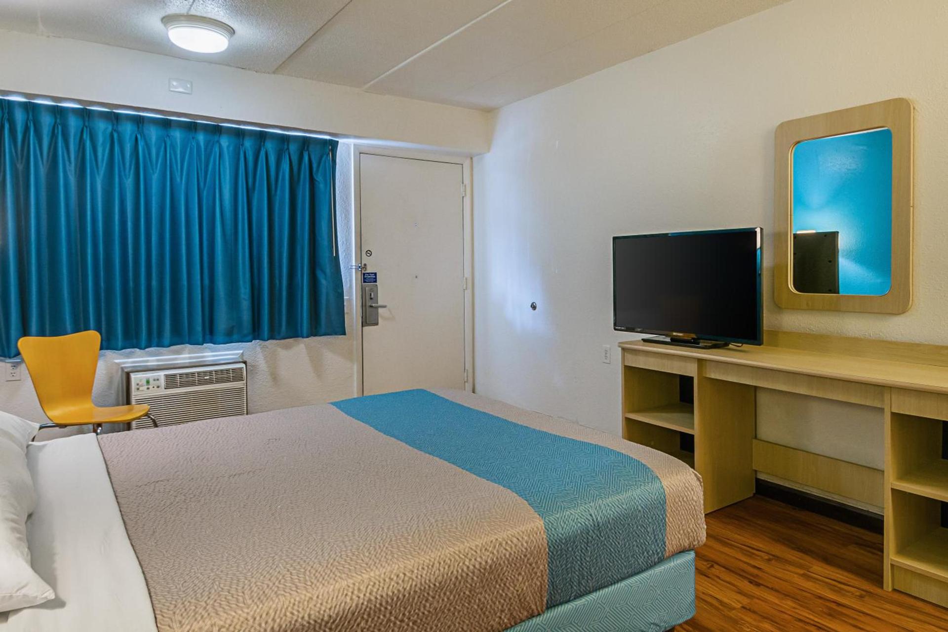 Motel 6-Knoxville, TN - North photo 57