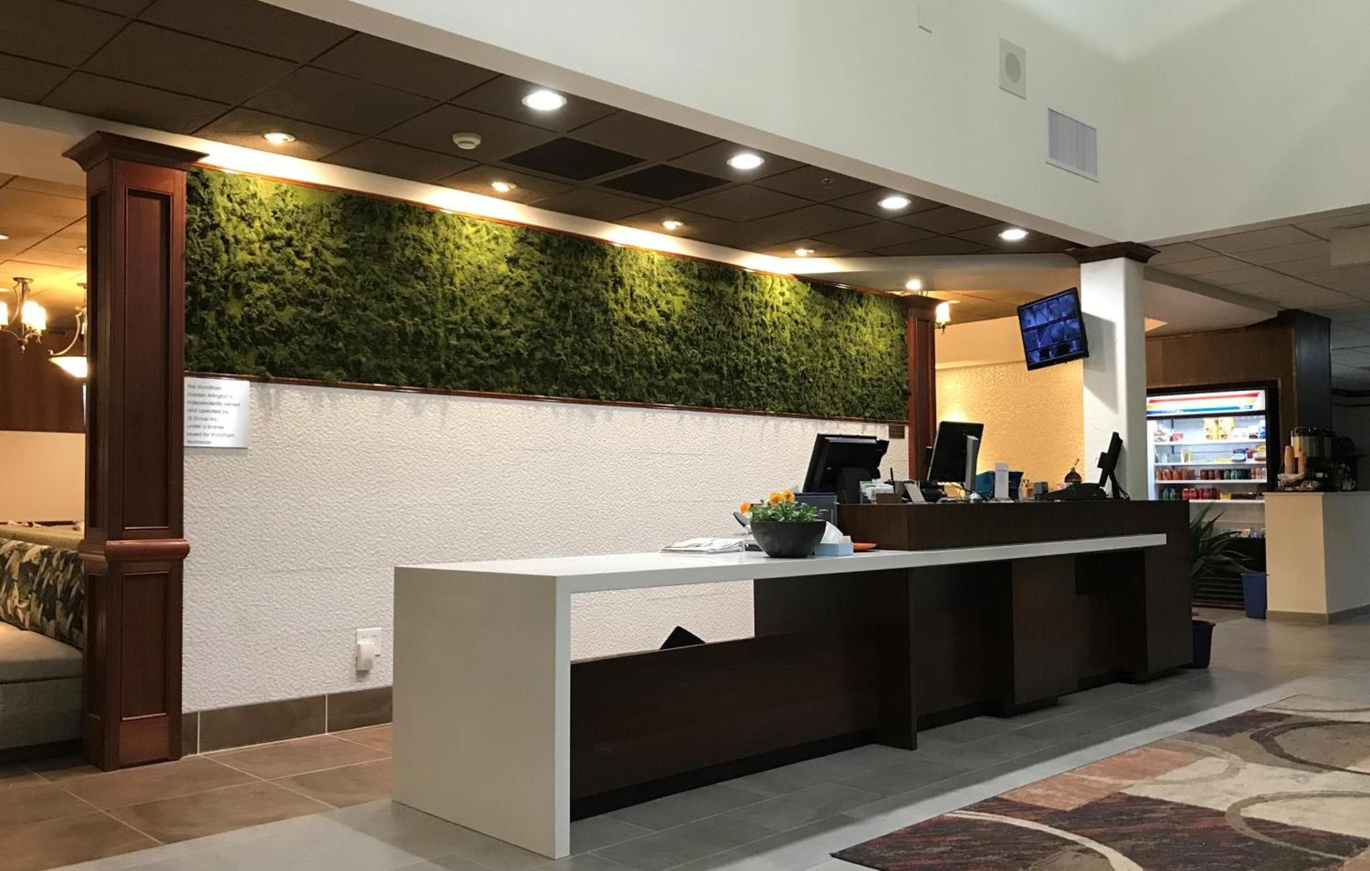 Medallion Inn and Suites photo 5