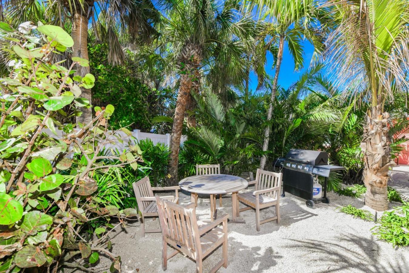 Tropical Breeze Resort photo 24
