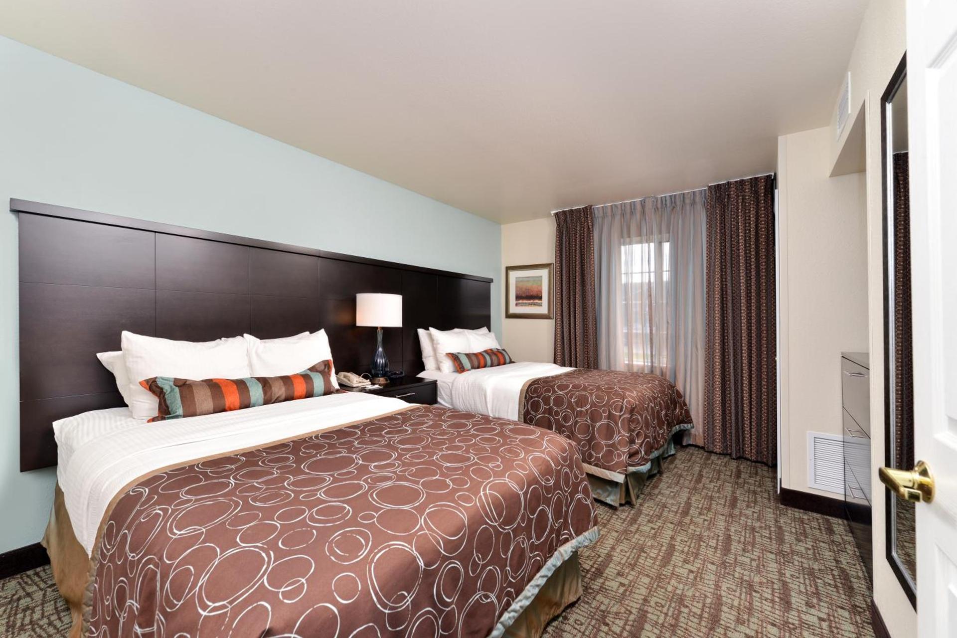 Staybridge Suites Sioux Falls at Empire Mall by IHG photo 5