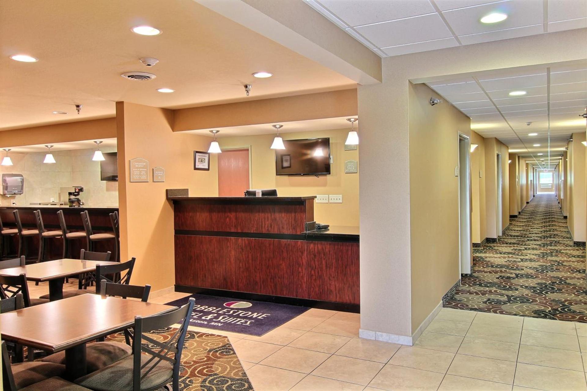 AmeriVu inn and Suites - Crookston photo 32