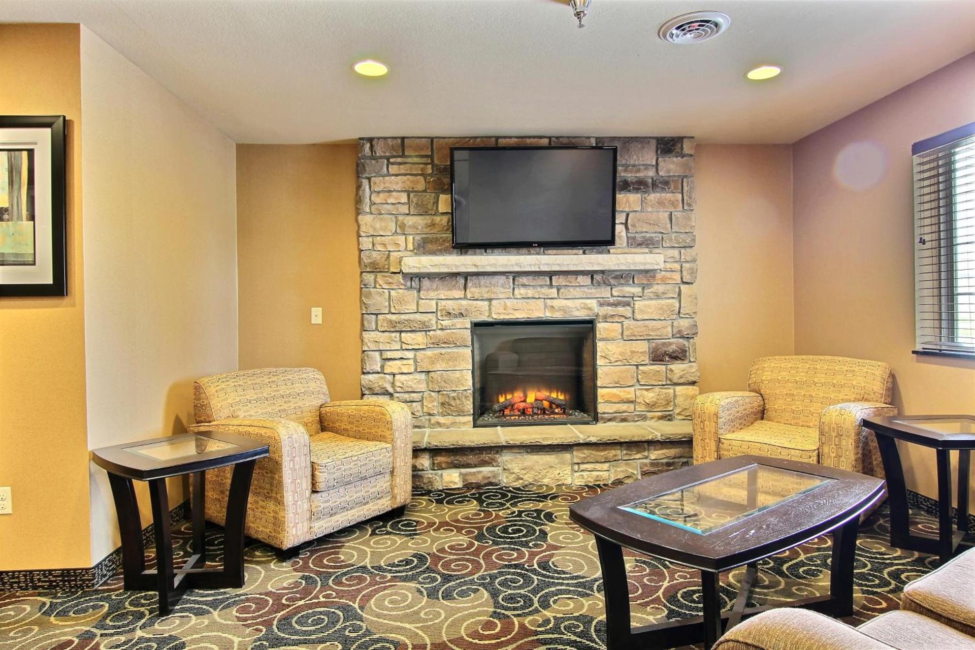 AmeriVu inn and Suites - Crookston photo 34