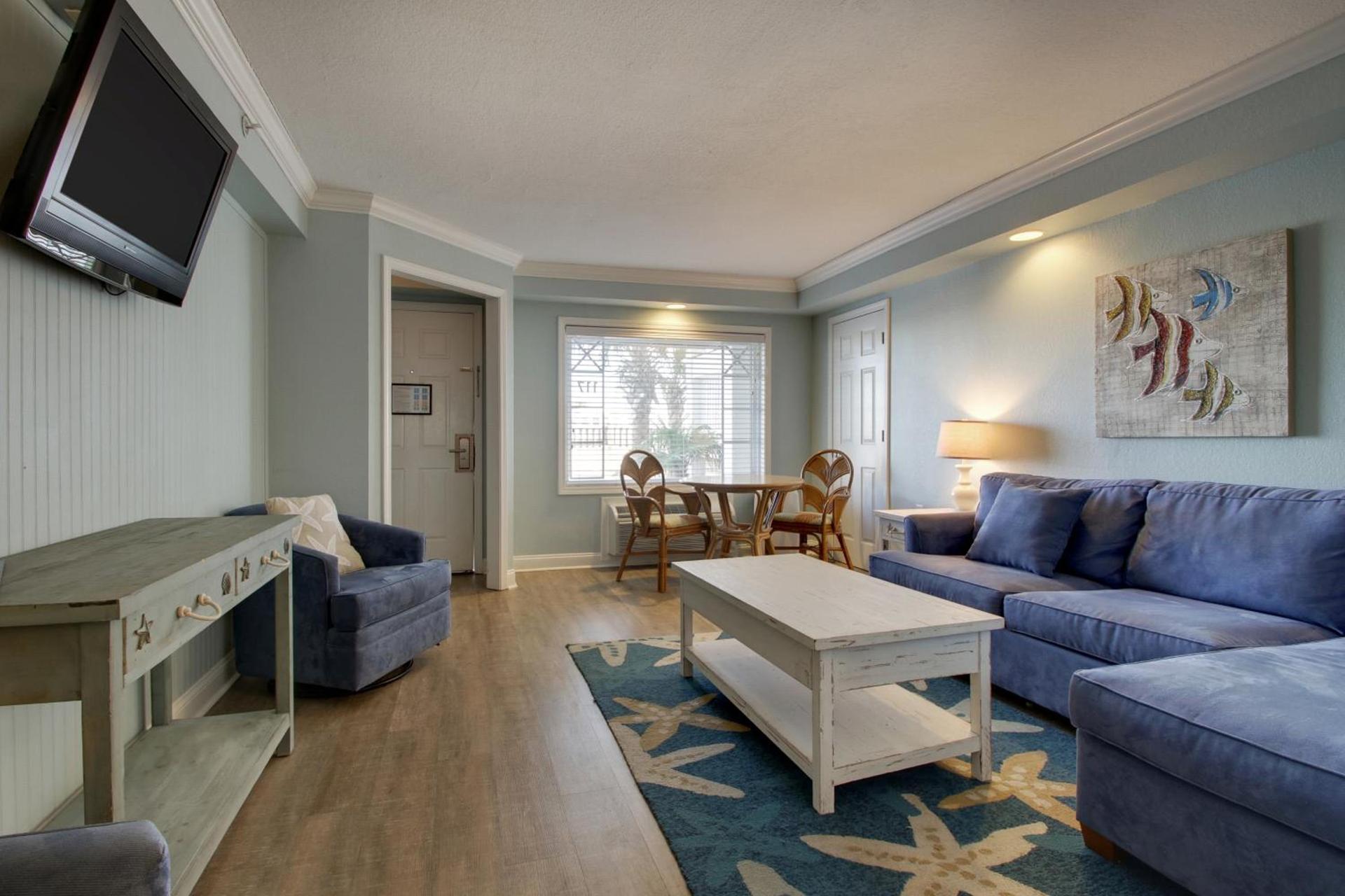 Islander Hotel & Resort photo 14