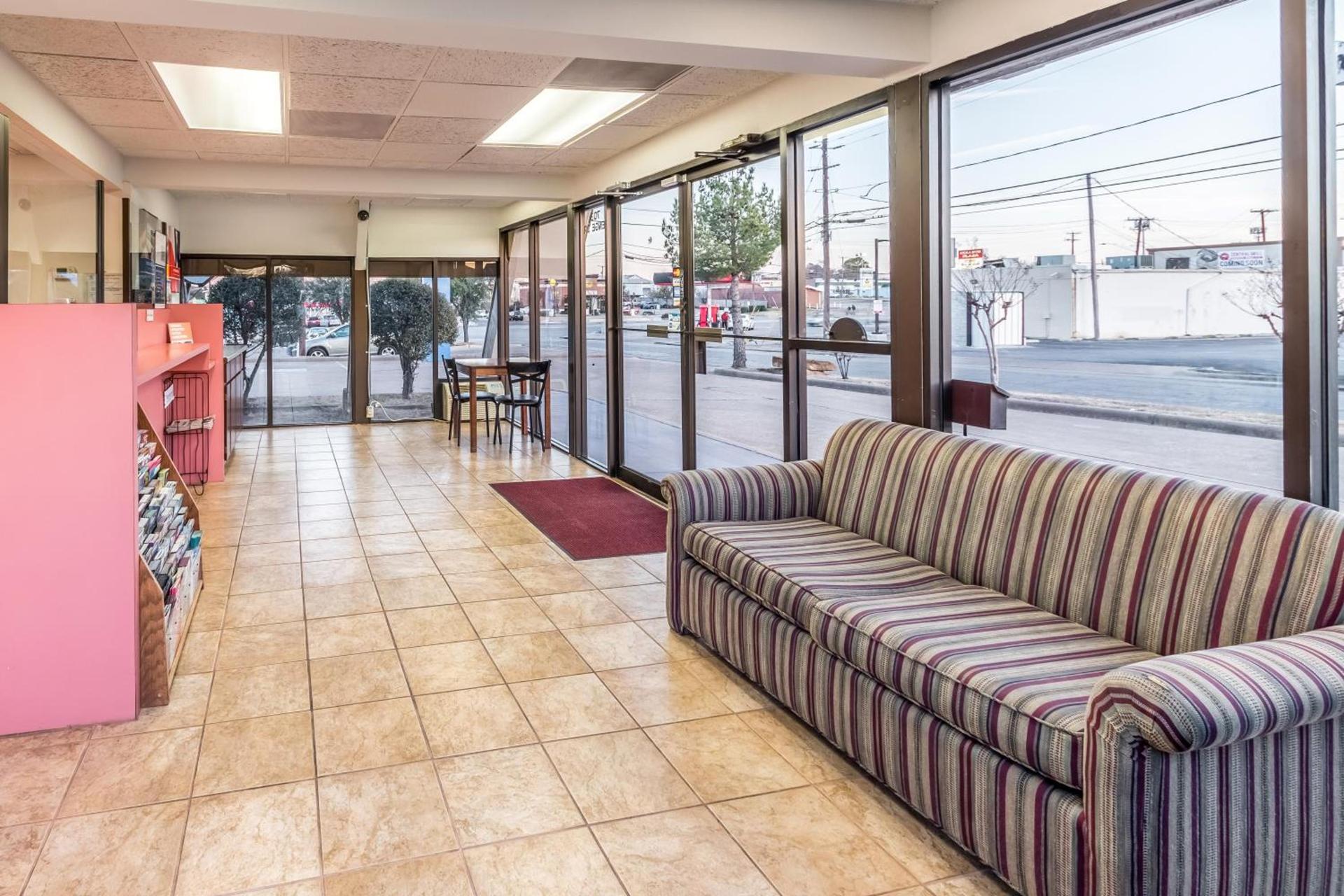 Motel 6-Arlington, TX - UTA photo 14