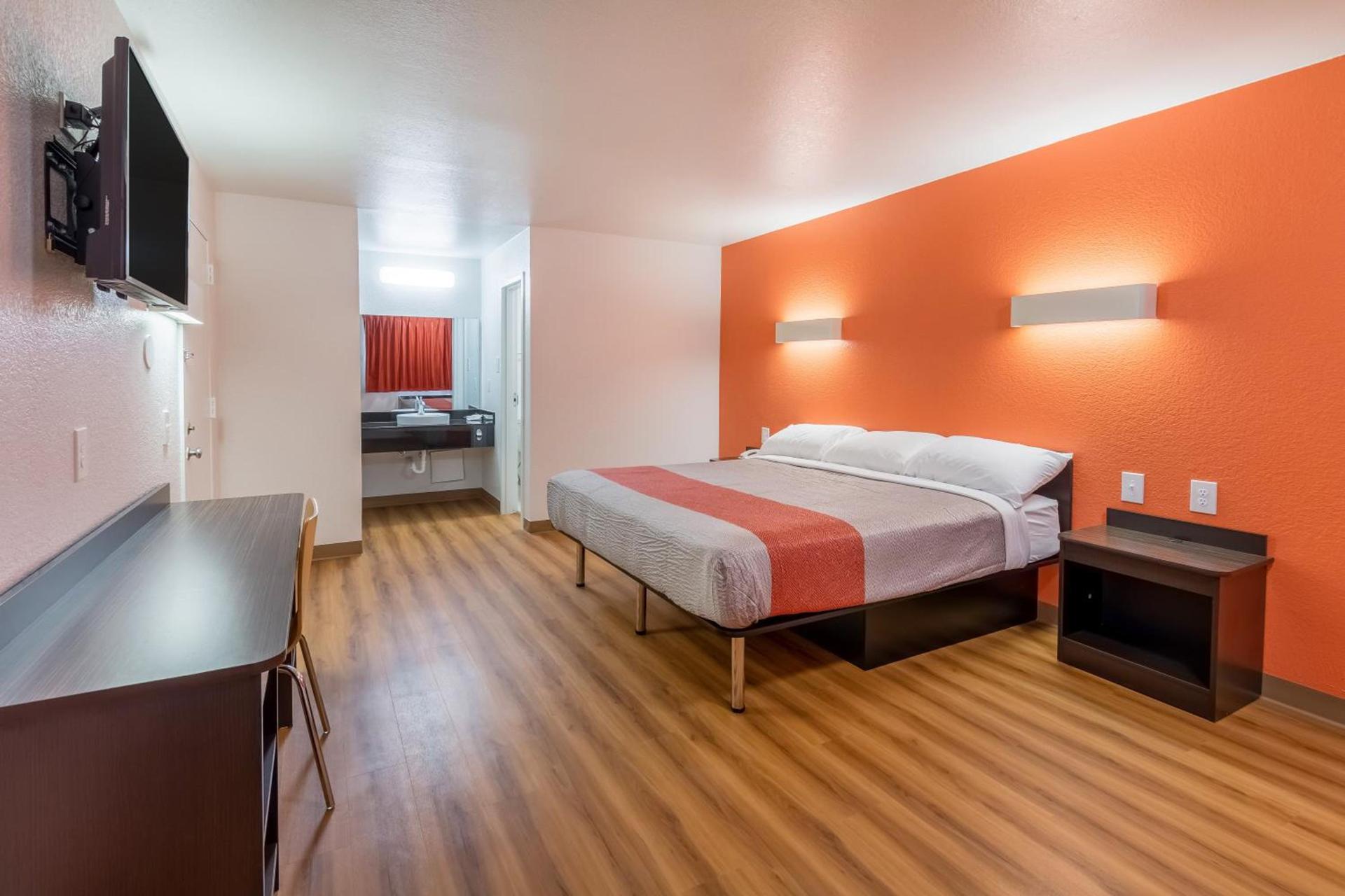 Motel 6-Arlington, TX - UTA photo 17