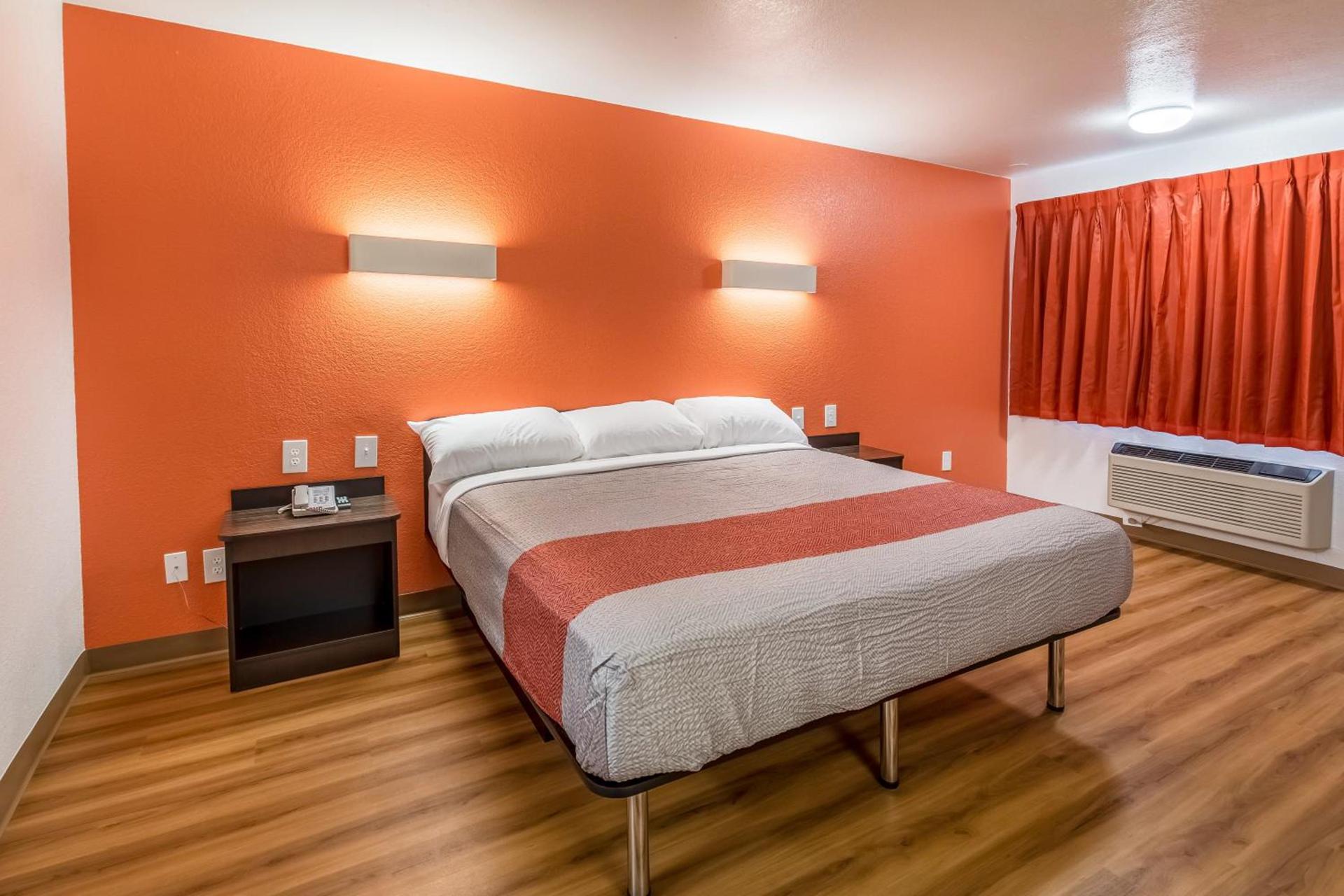 Motel 6-Arlington, TX - UTA photo 19