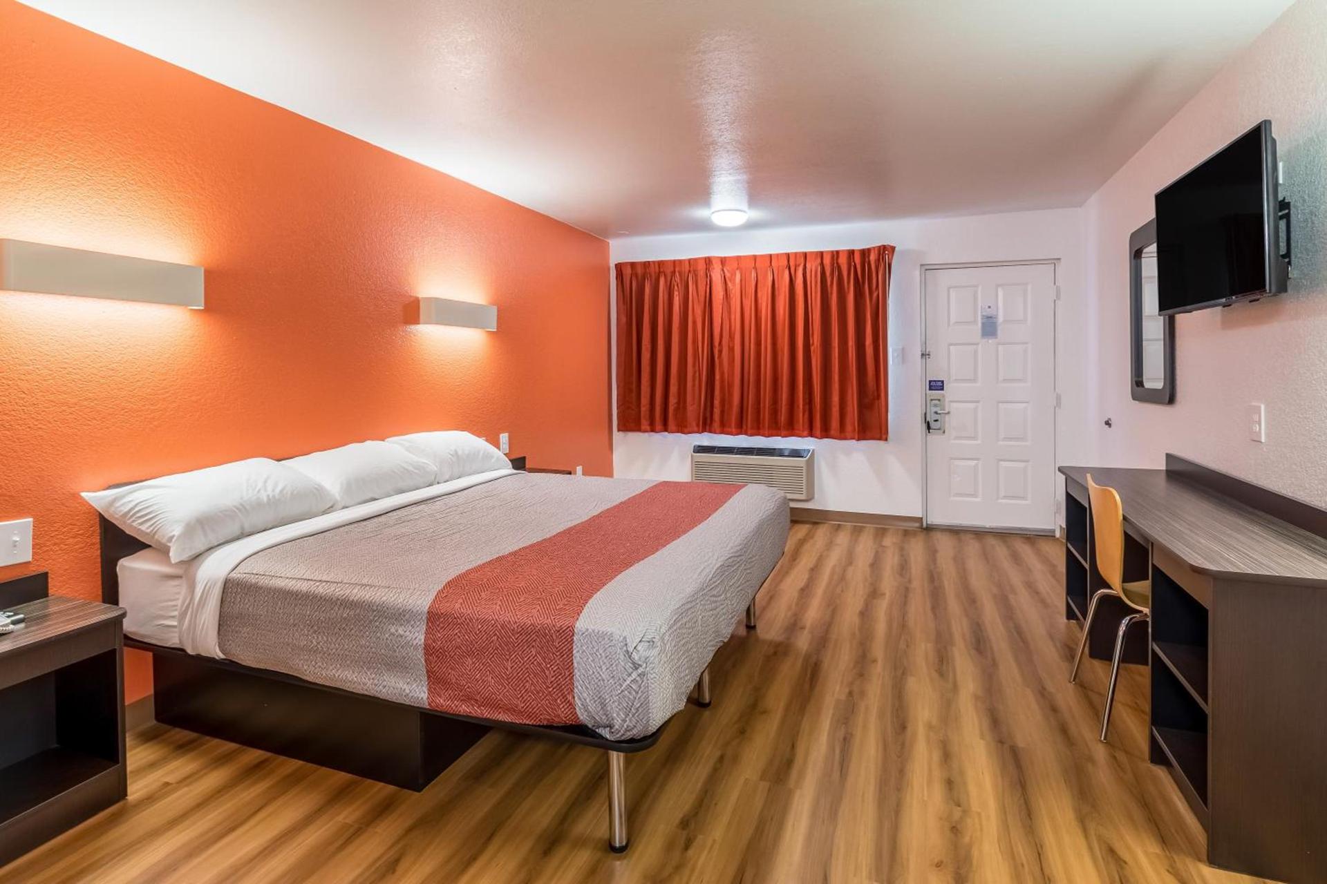 Motel 6-Arlington, TX - UTA photo 20