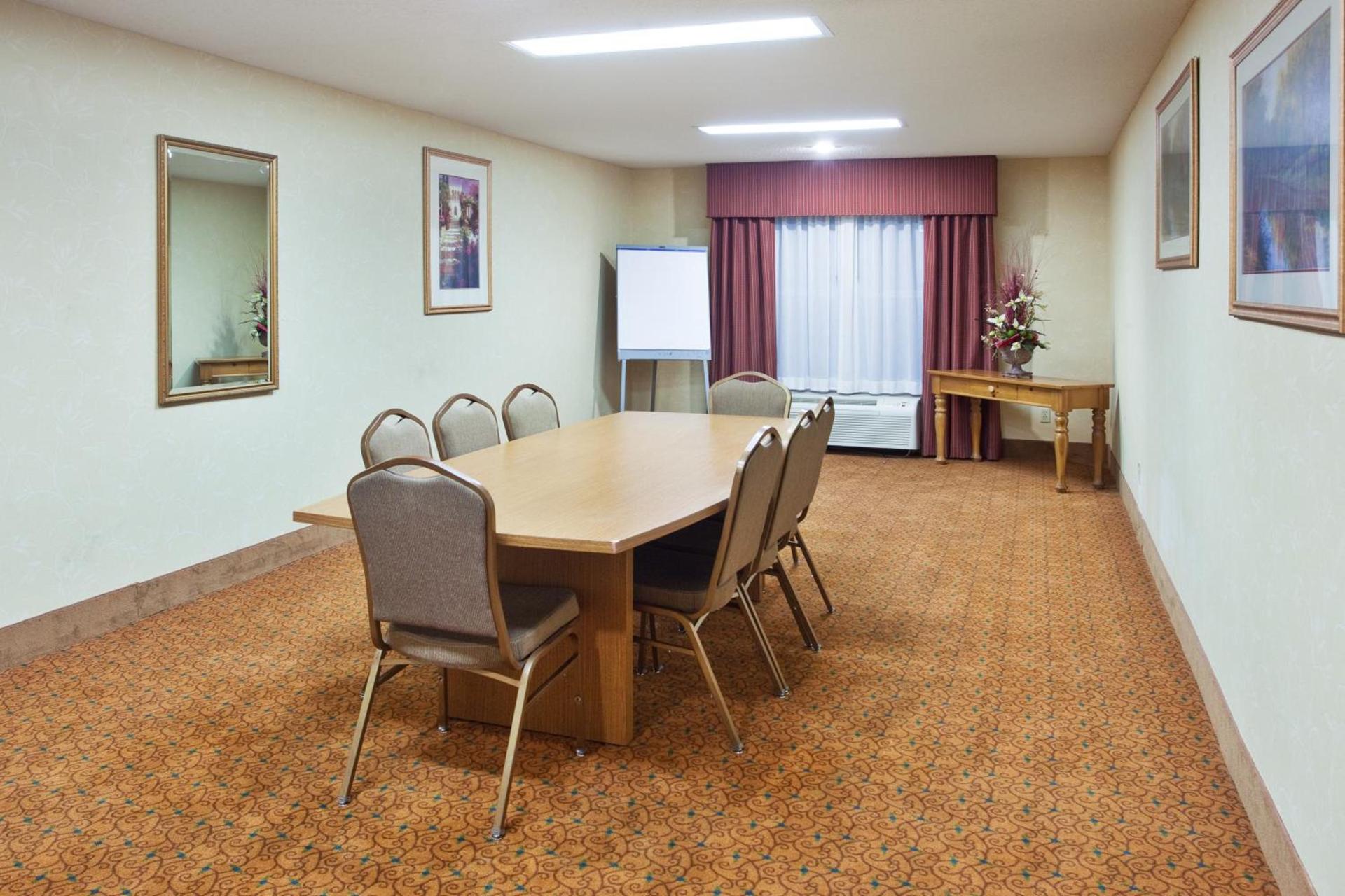 Country Inn & Suites by Radisson, Kingsland, GA photo 20