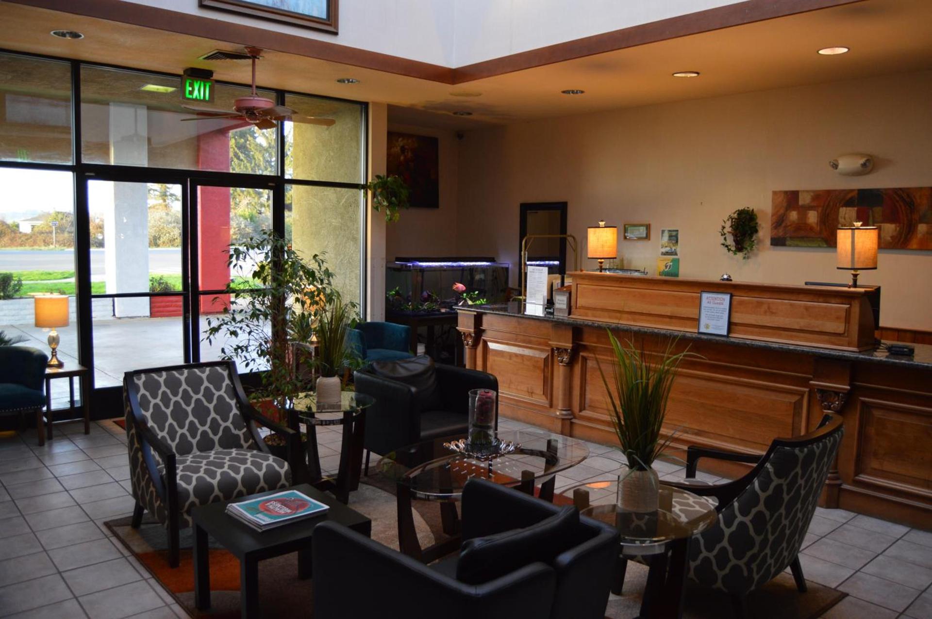 Ramada by Wyndham Arcata photo 34