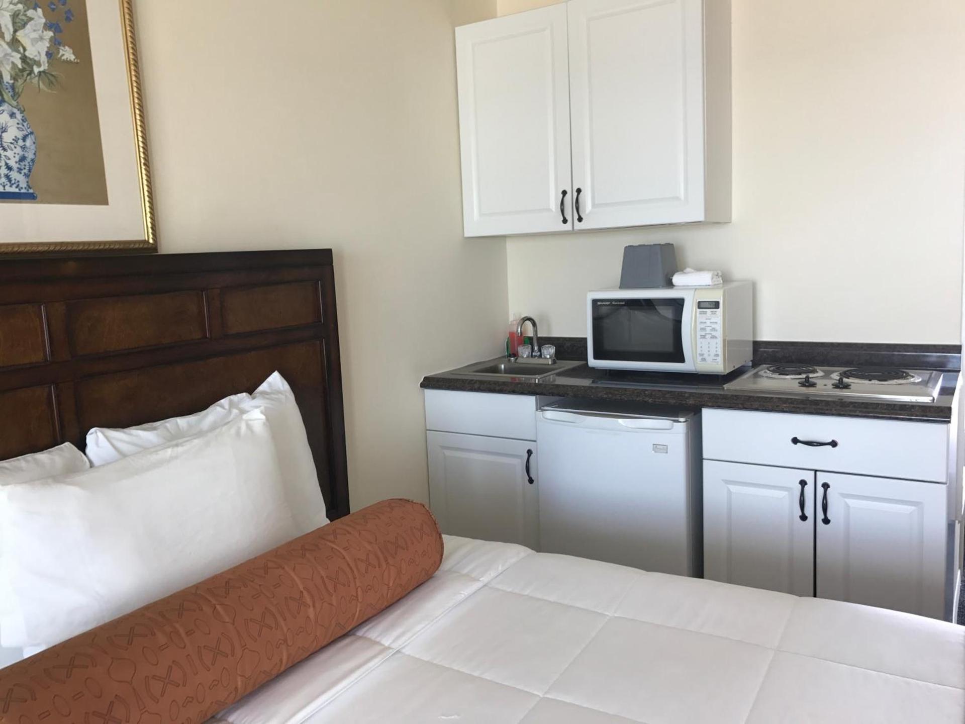 Ocean Surf Resort photo 38