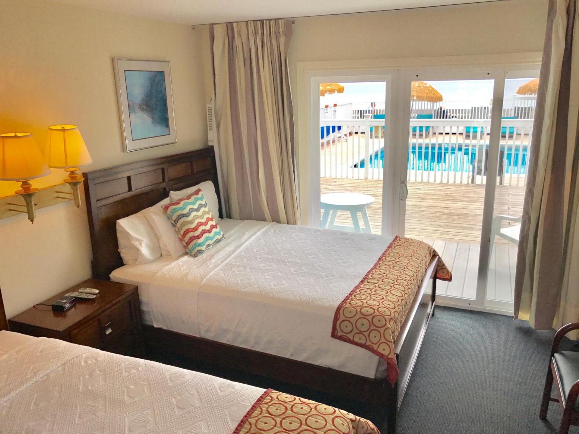 Ocean Surf Resort photo 95