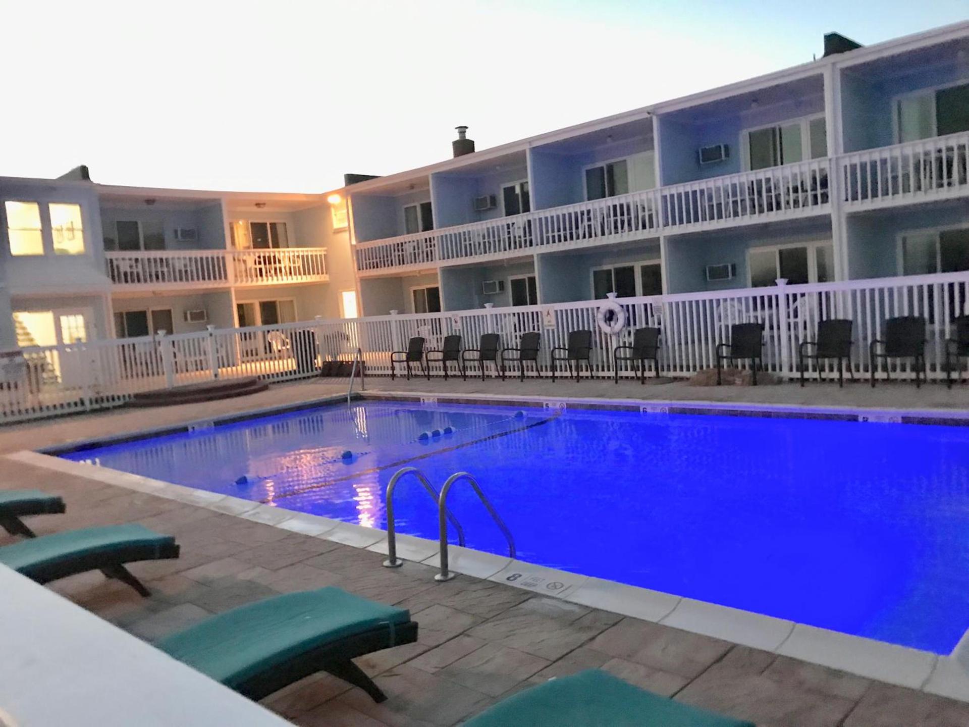 Ocean Surf Resort photo 57