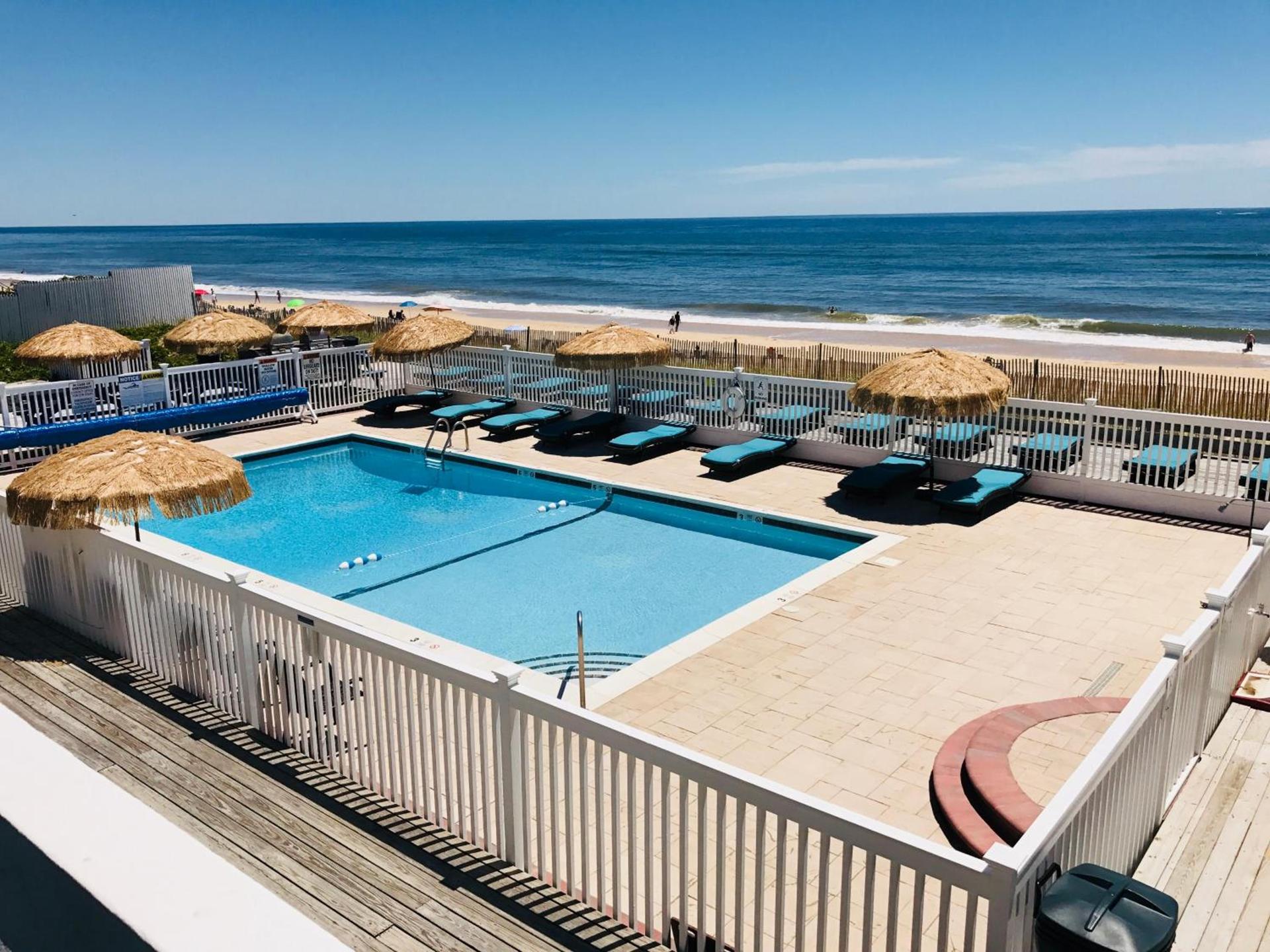 Ocean Surf Resort photo 14