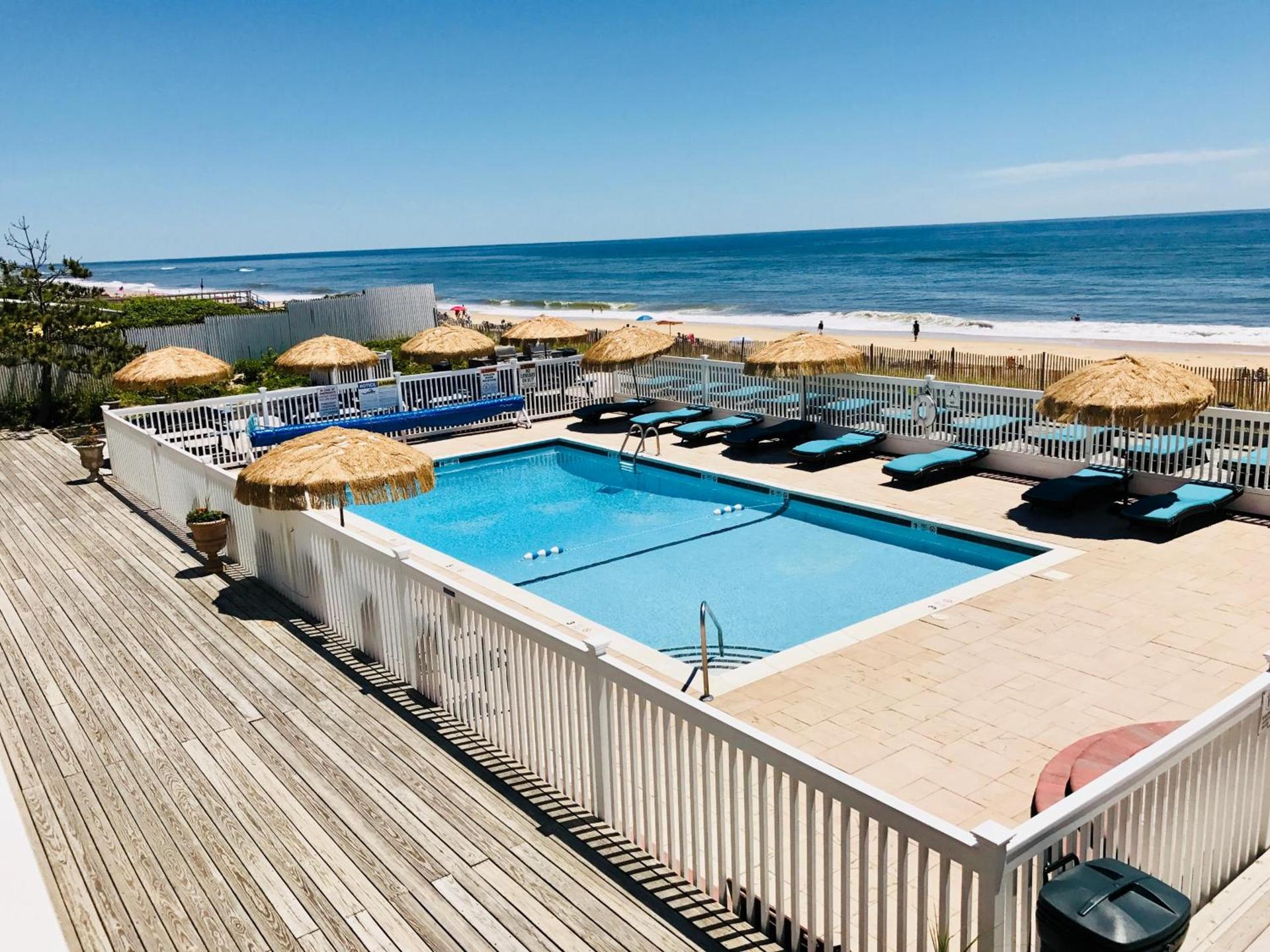 Ocean Surf Resort photo 43