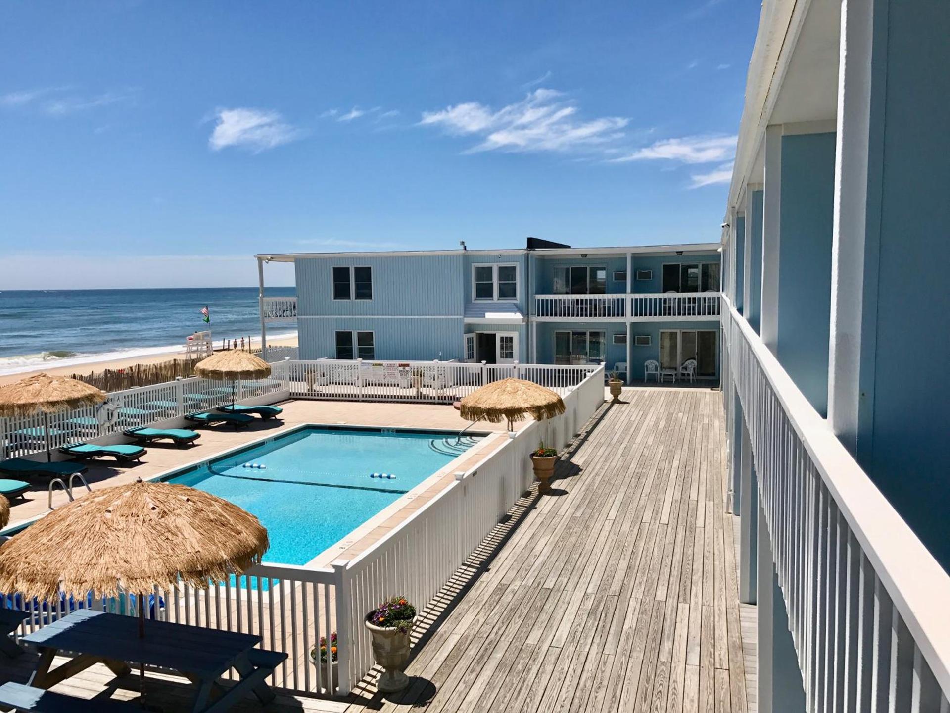 Ocean Surf Resort photo 26