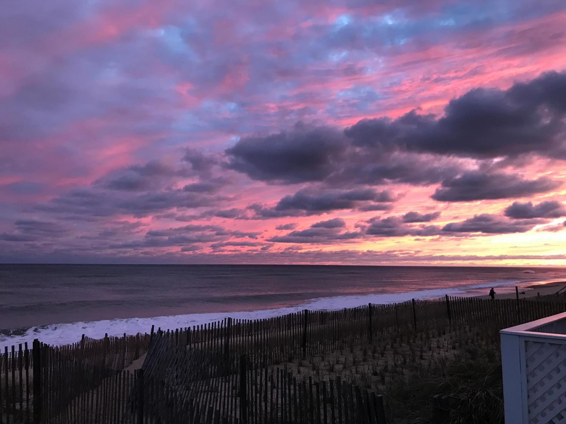 Ocean Surf Resort photo 59