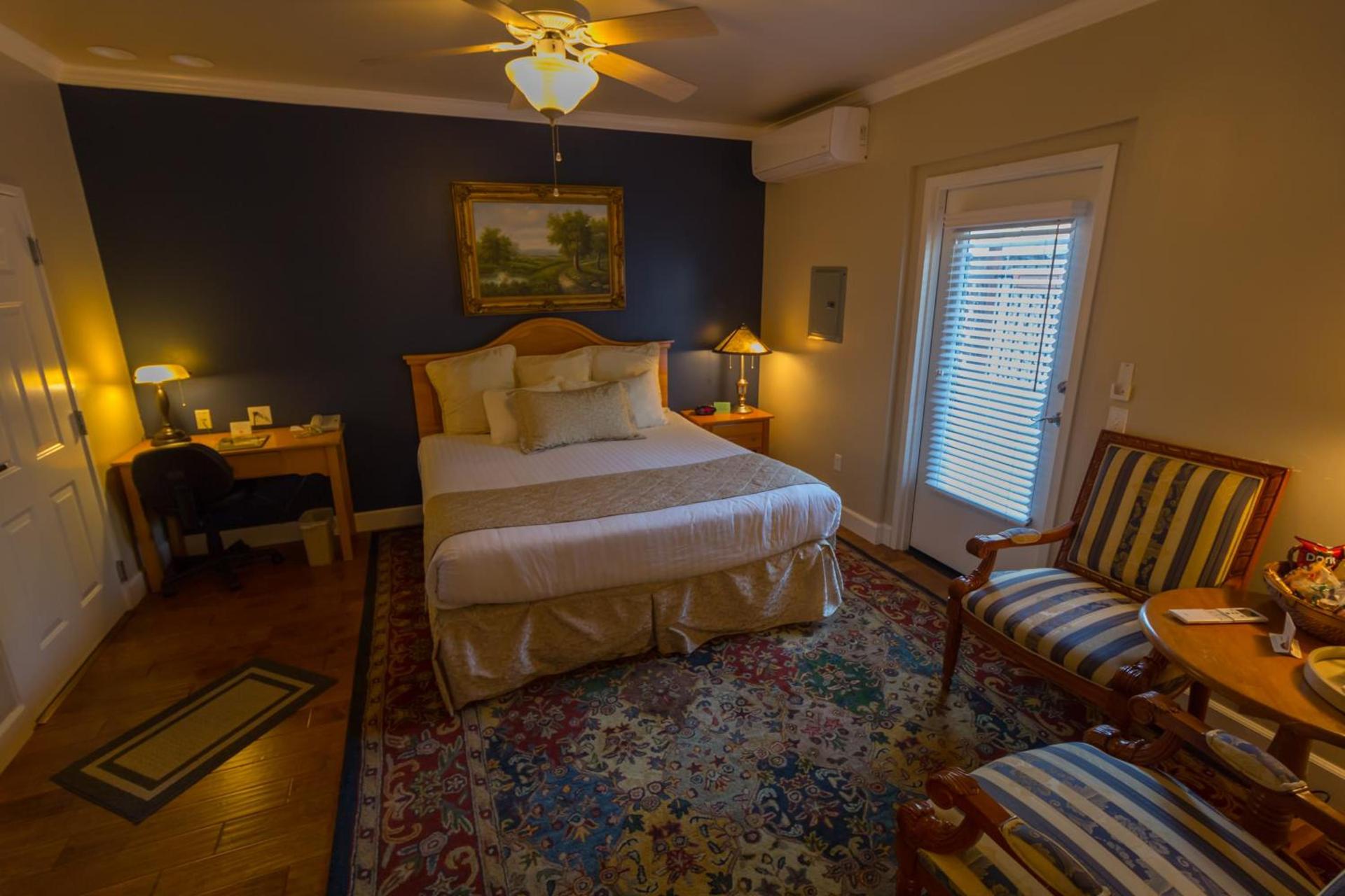 Grass Valley Courtyard Suites photo 14