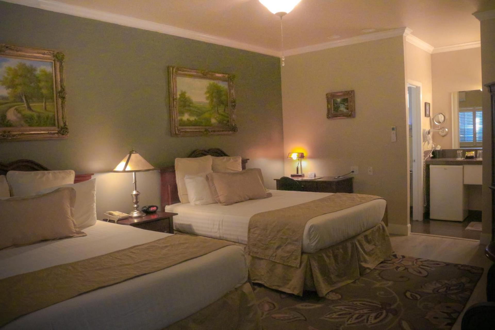 Grass Valley Courtyard Suites photo 15