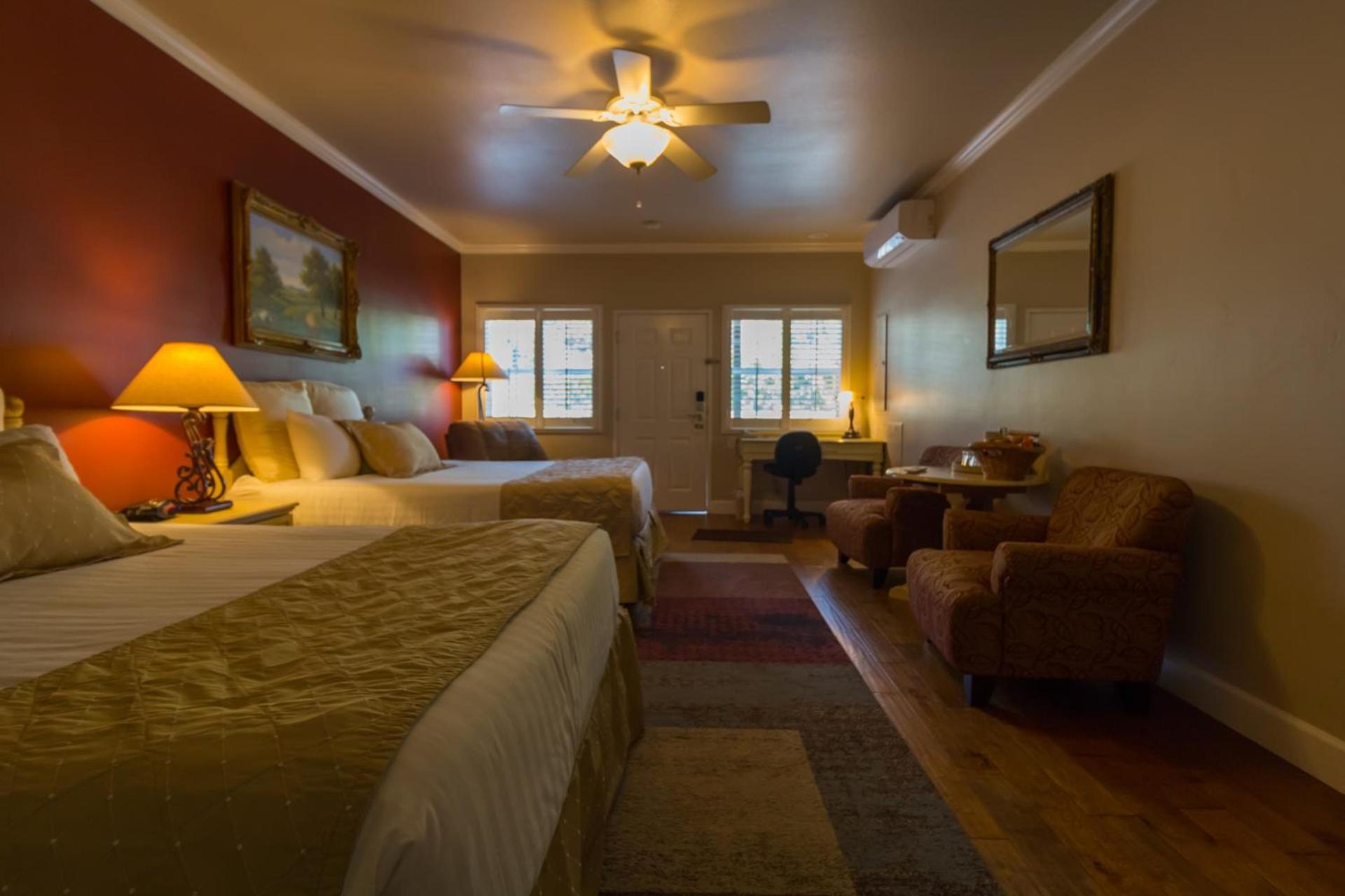 Grass Valley Courtyard Suites photo 17